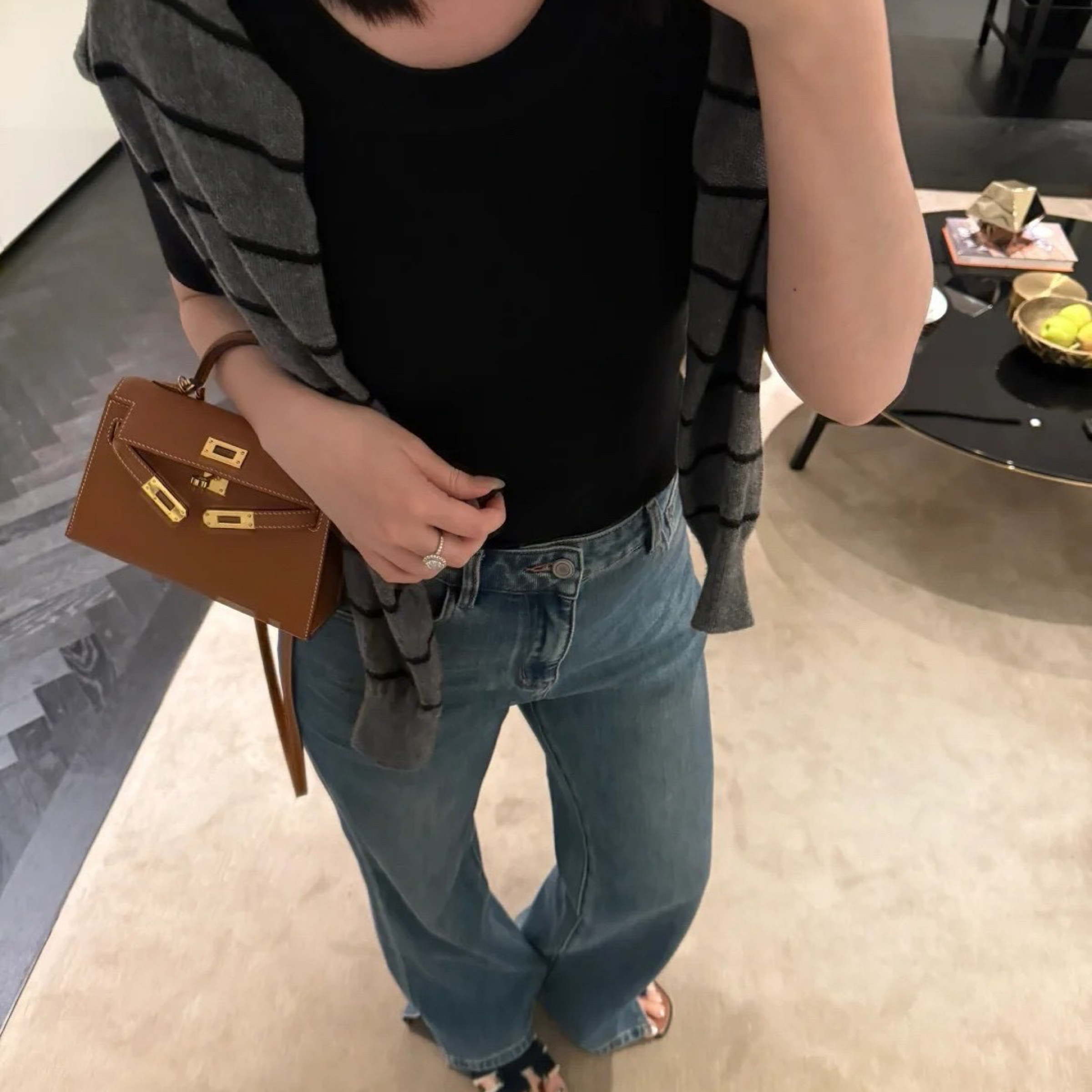 26/4 復古做舊水洗修身直筒褲腳開叉牛仔褲  #D