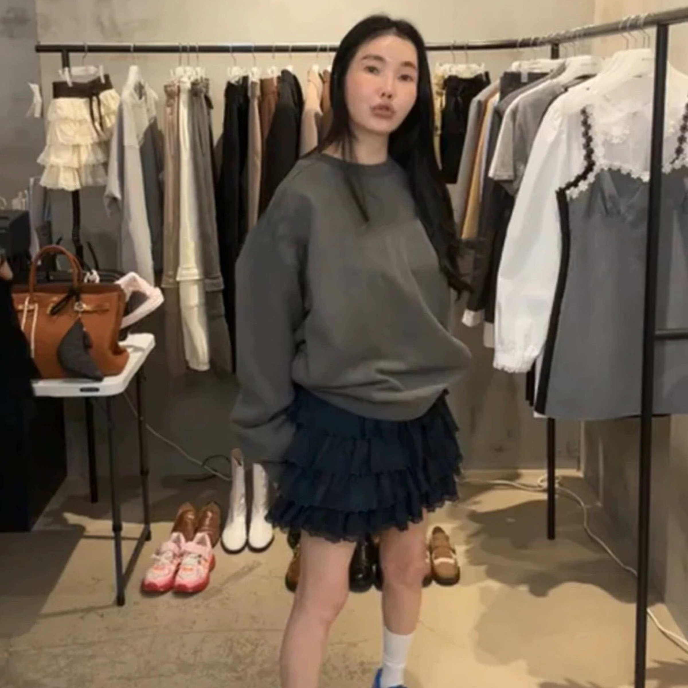 26/4 甜美蕾絲拼接抽繩荷葉邊蛋糕短裙  #D