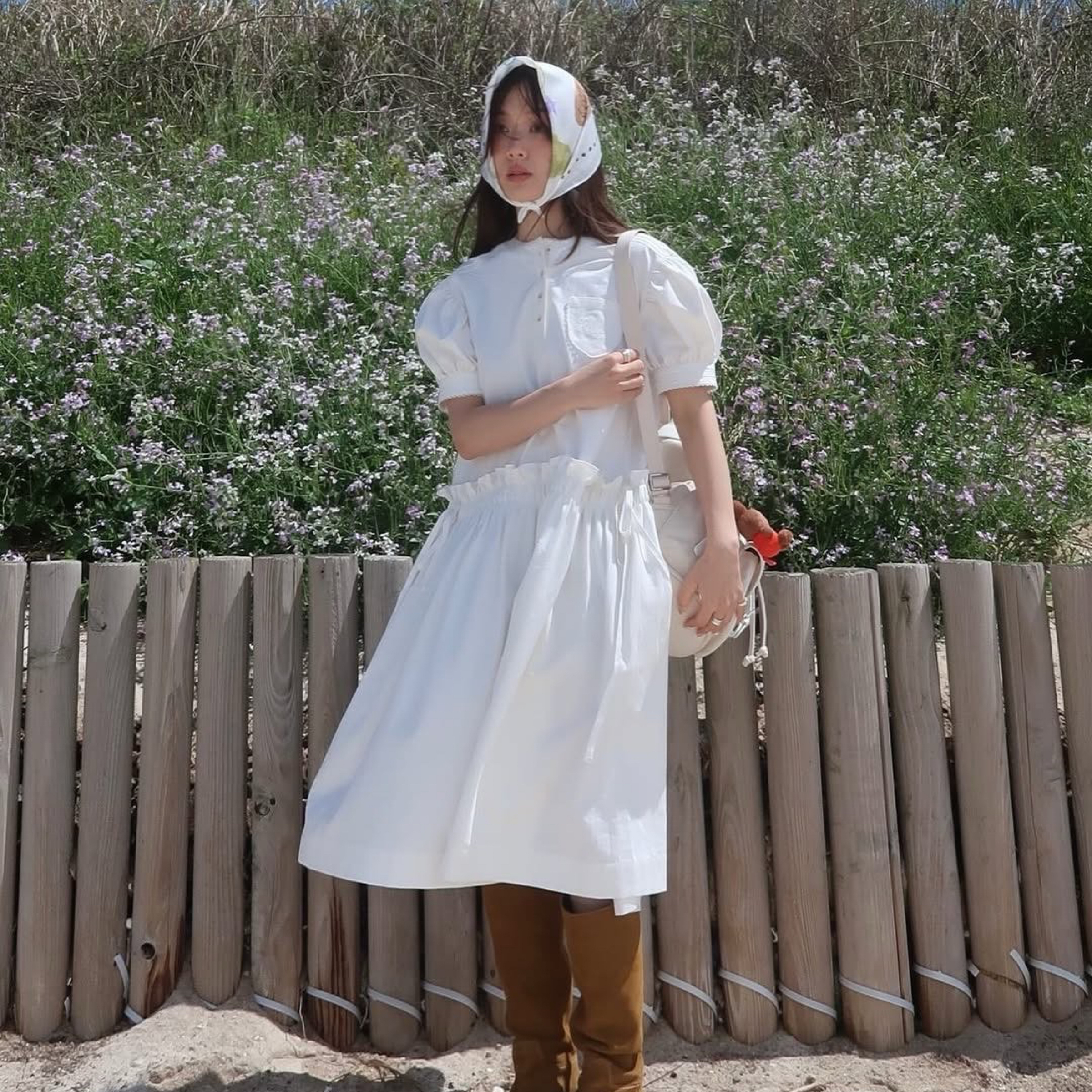 26/6  fletta甜美蕾絲邊半紐扣泡泡袖連衣裙  #D