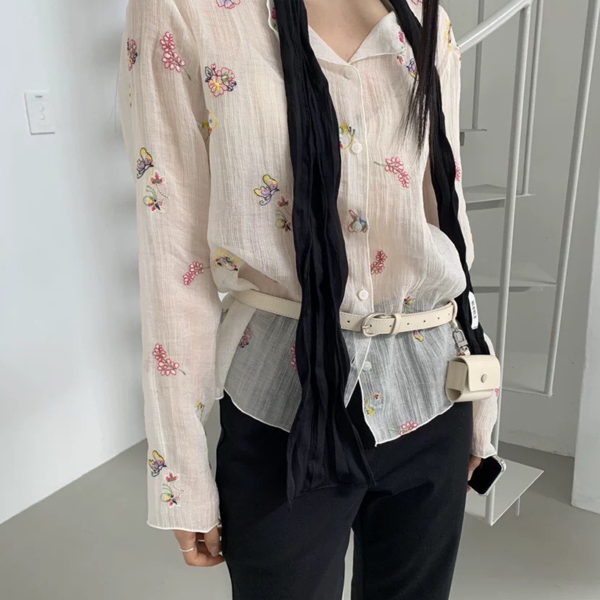 26/6  唯美溫柔刺繡輕薄透視碎花疊穿襯衫  #D