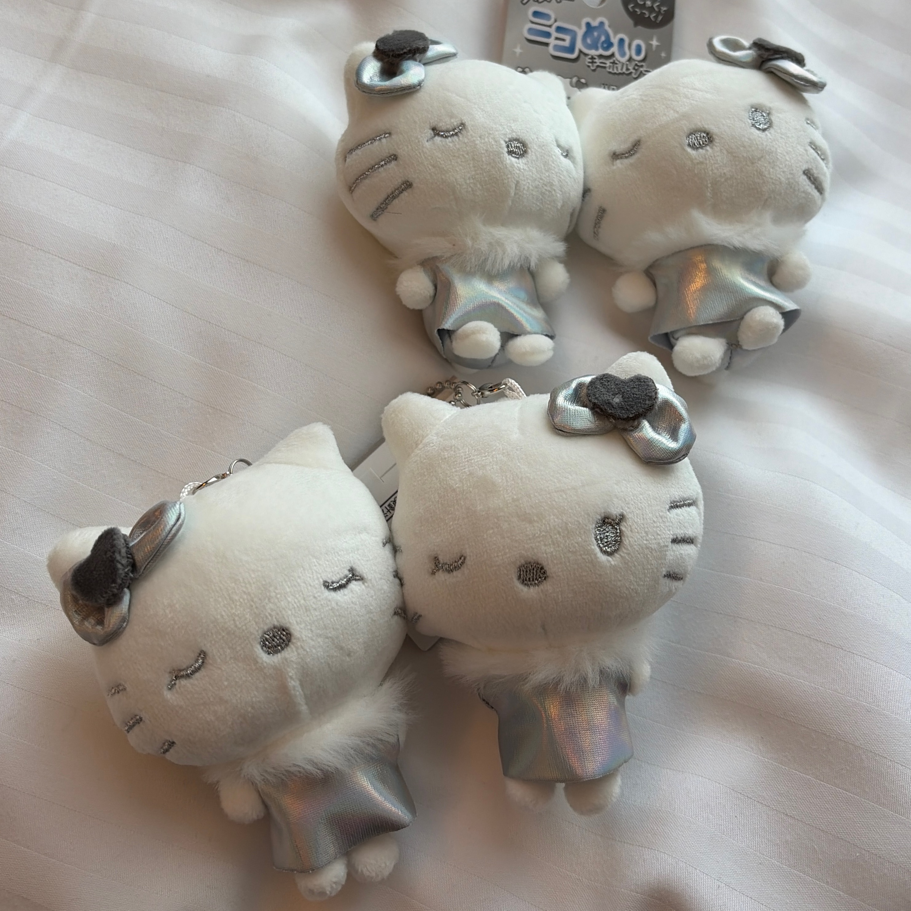 日本正版kitty＆Mimmy銀色磁吸磁鐵吊飾