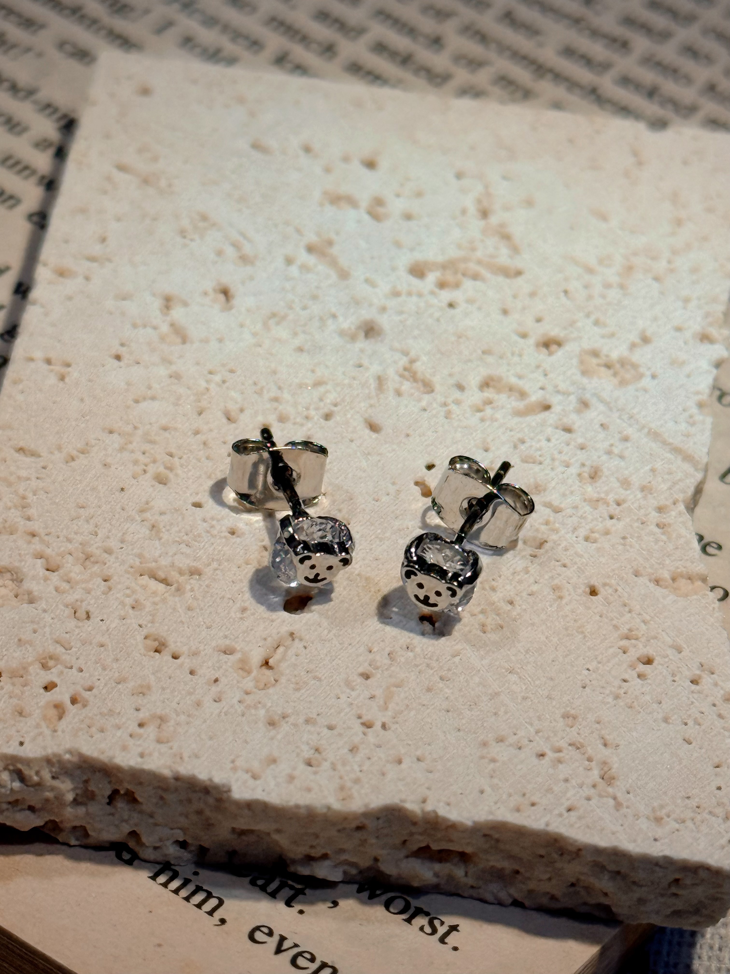 925銀針小熊輕奢水晶耳環