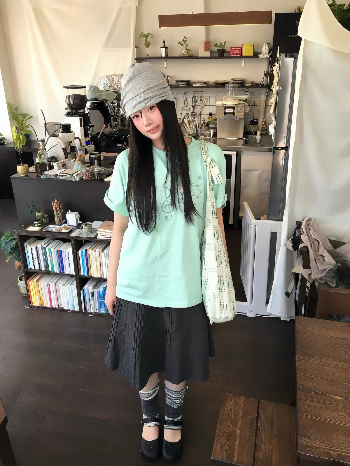 淡淡薄荷綠 鈕扣音符 上衣