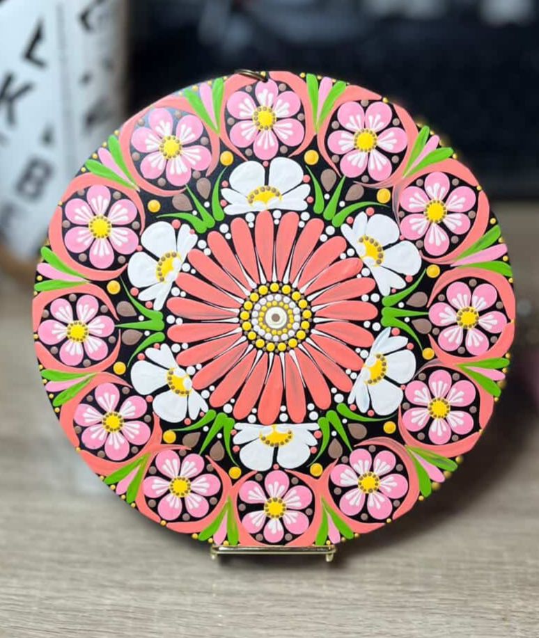 《百菊齊放》- 15 * 15 * 0.3 cm