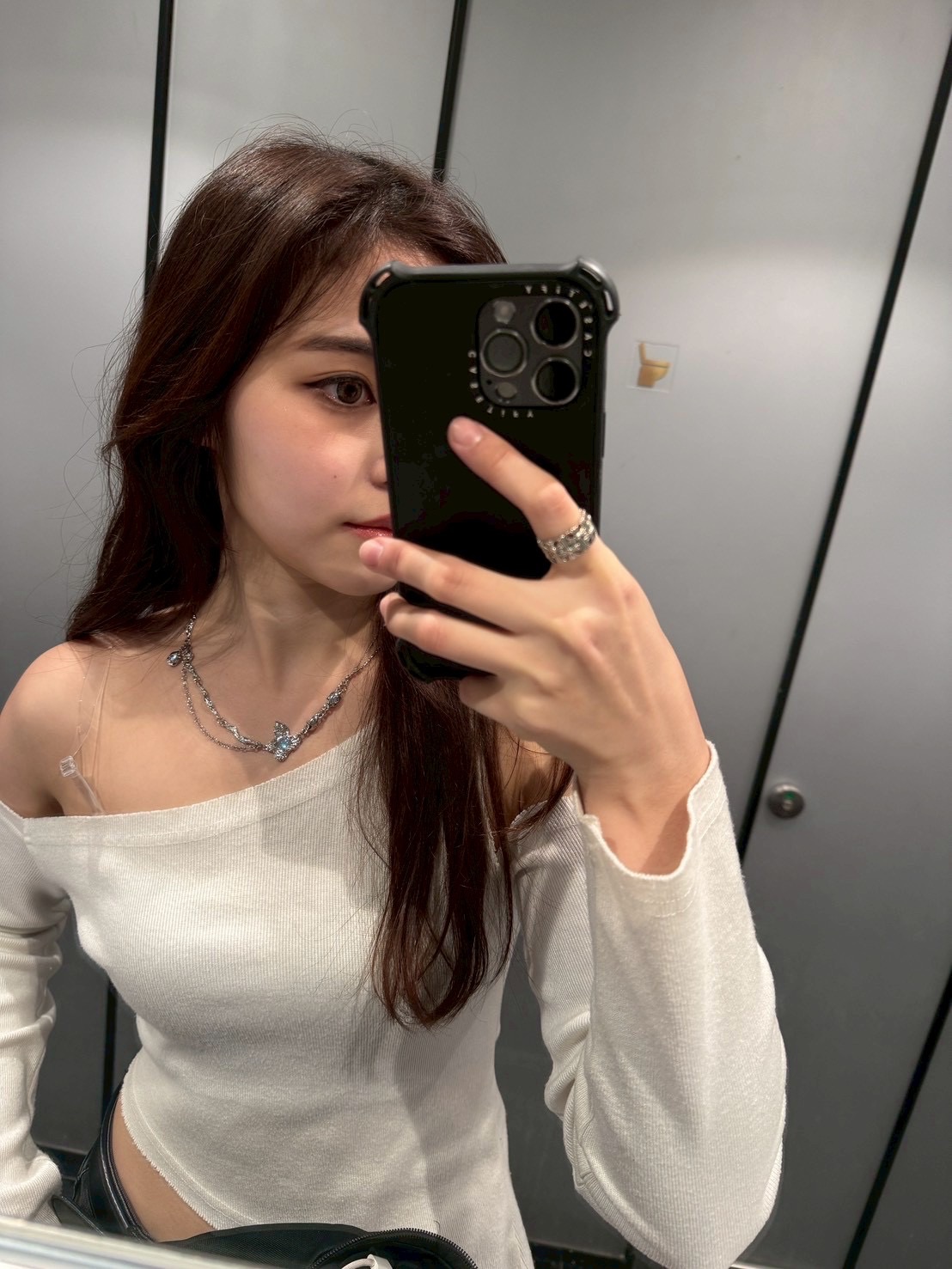 【幻夢蝶翼】 液態感蝴蝶月光石項鍊 / 雙層疊戴設計感鎖骨鍊