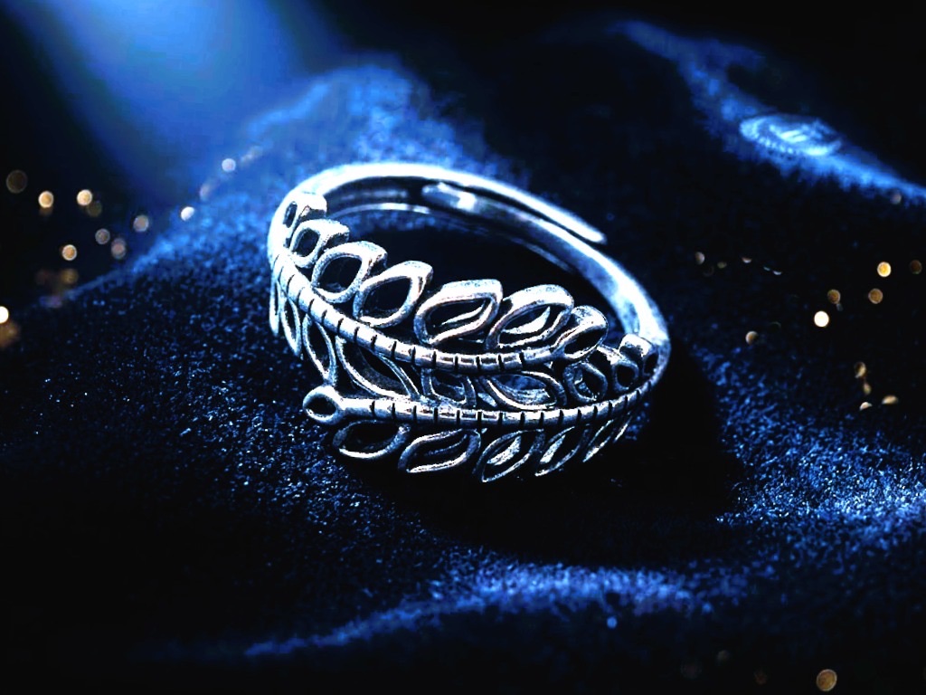 【月桂女神】復古純銀雕刻羽葉 鏤空開口戒指