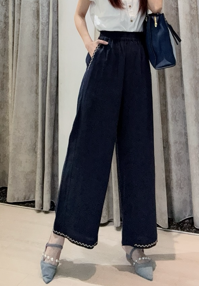 滾刺繡齒線棉麻深藍直筒長褲
