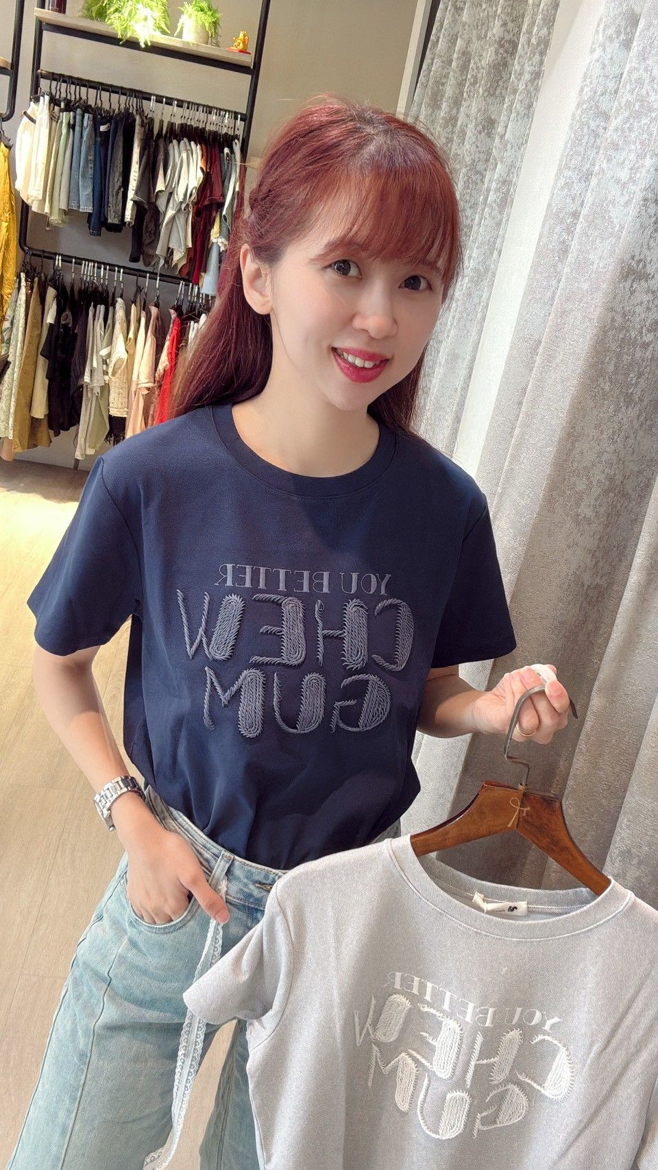 粗虛感英字刺繡圓領棉Ｔ短袖上衣