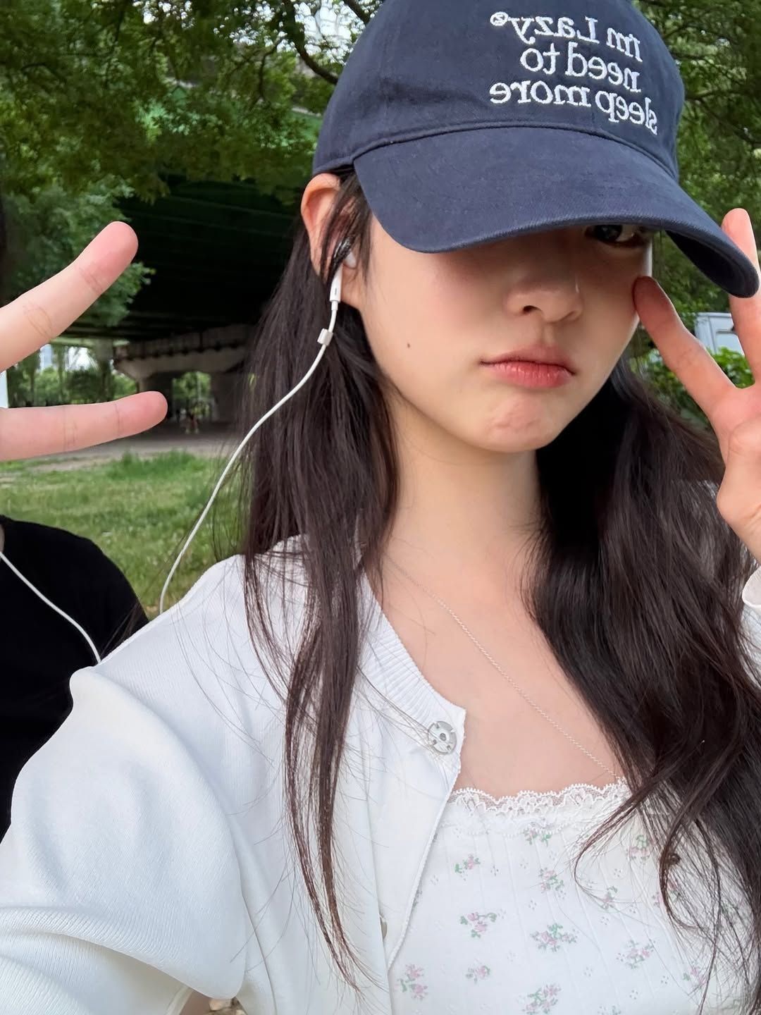KARINA WINTER 金珉周 Carmen 同款 * LAZYZ棒球帽