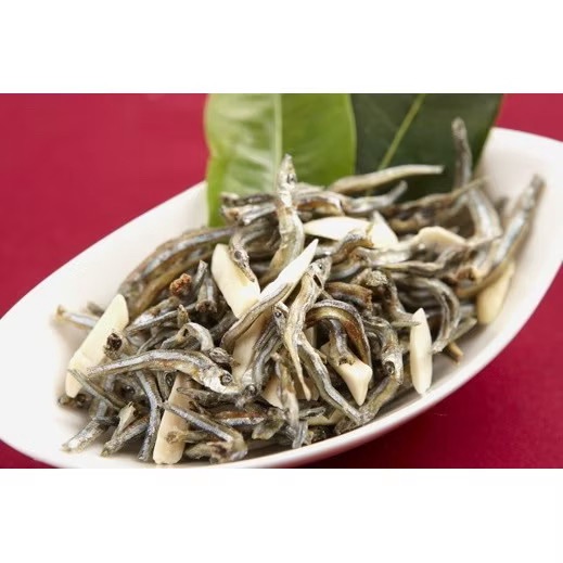 杏仁小魚干