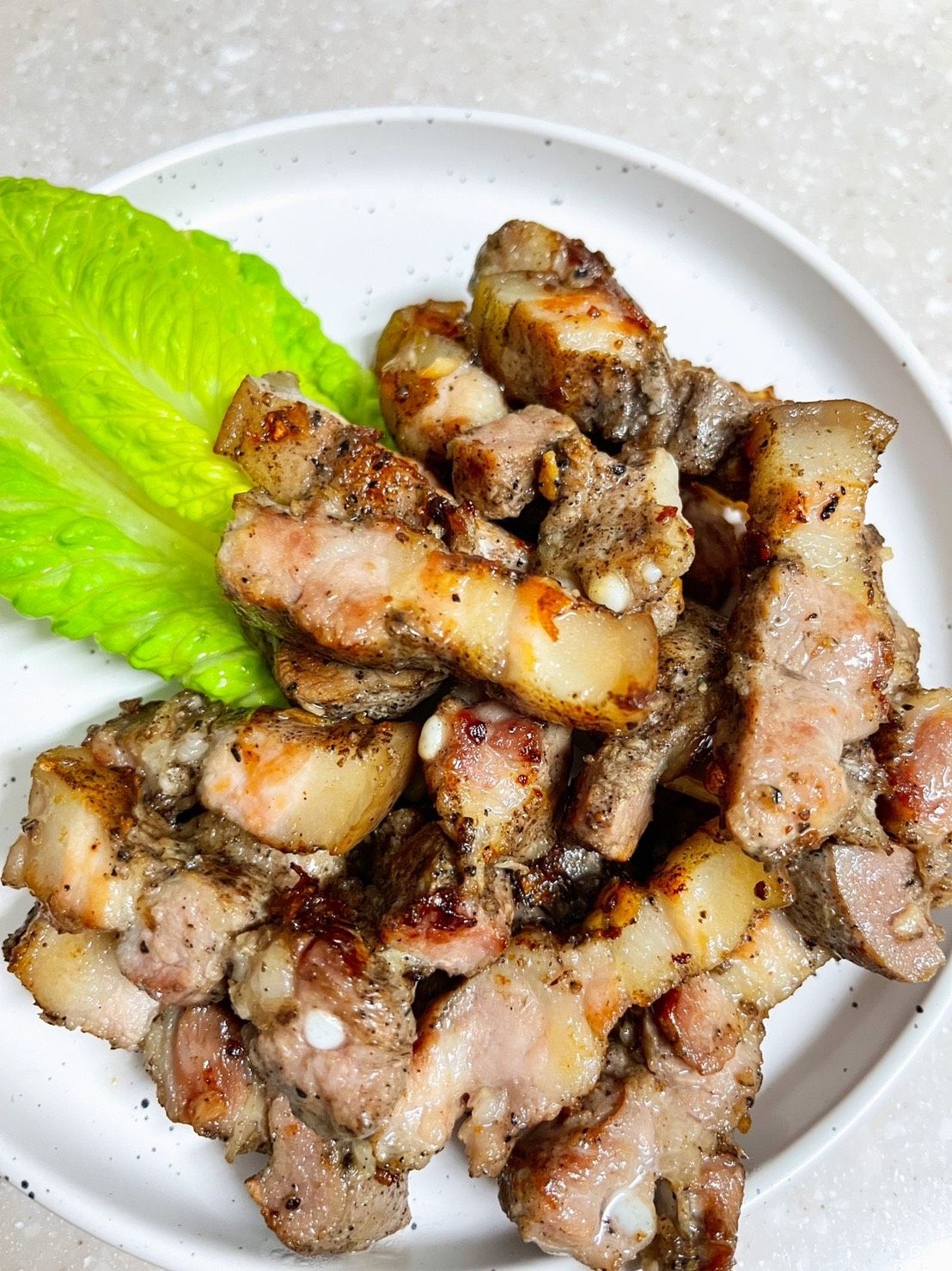 艾比豬道 蒜香鹹豬肉 （三層肉）