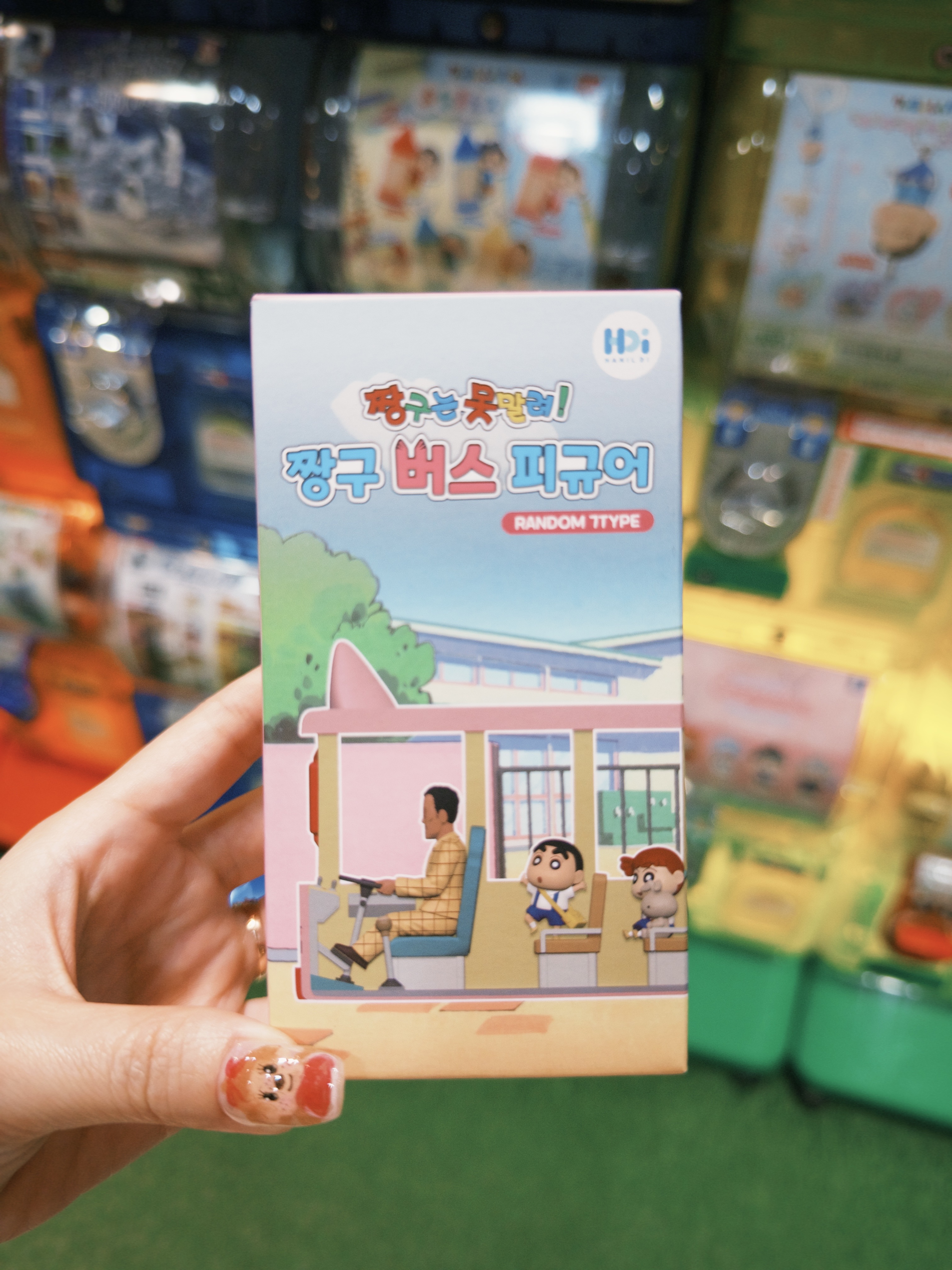 ［盒玩］蠟筆小新校車系列！