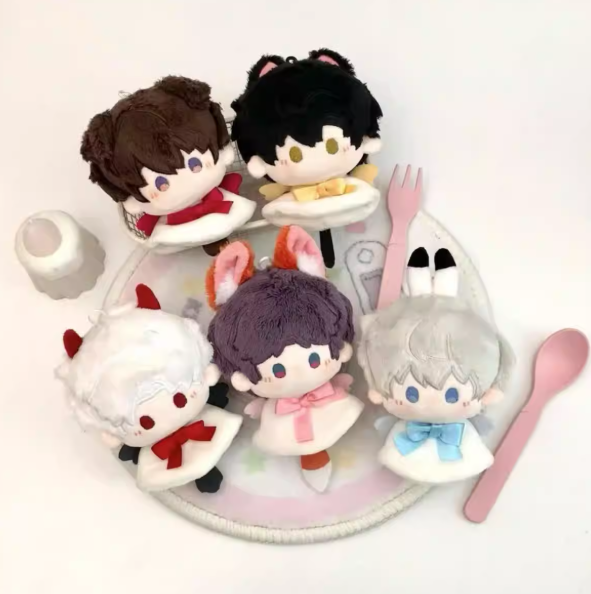 秦徹、夏以晝晴天娃娃