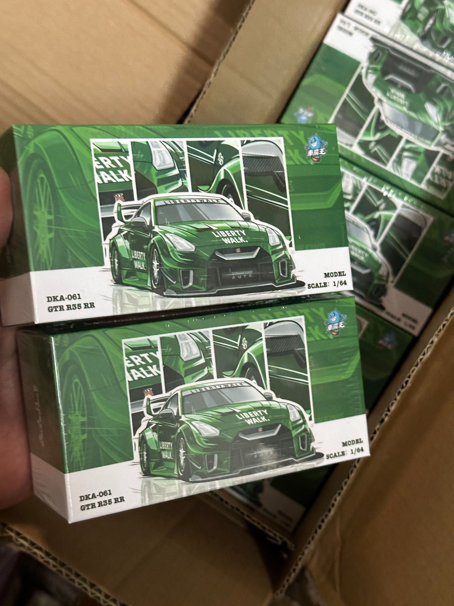 車魔王 GTR 35RR