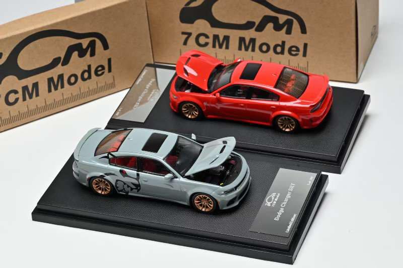 7CM Model 1/64 2023 Dodge Charger SRT Hellcat