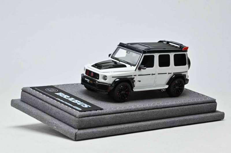 HERMES COLLECTION 1/64 樹脂模型 
Brabus 900 三色版本登場