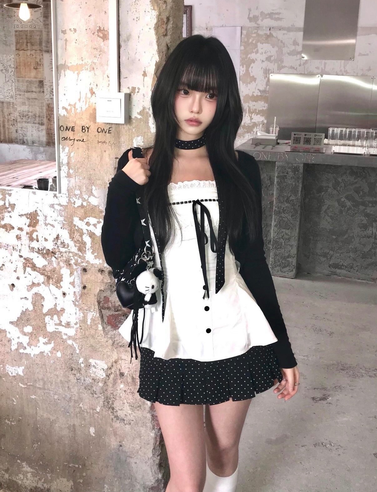 韓女必入🫧꒰韓系黑白緞帶小裙擺套裝꒱
