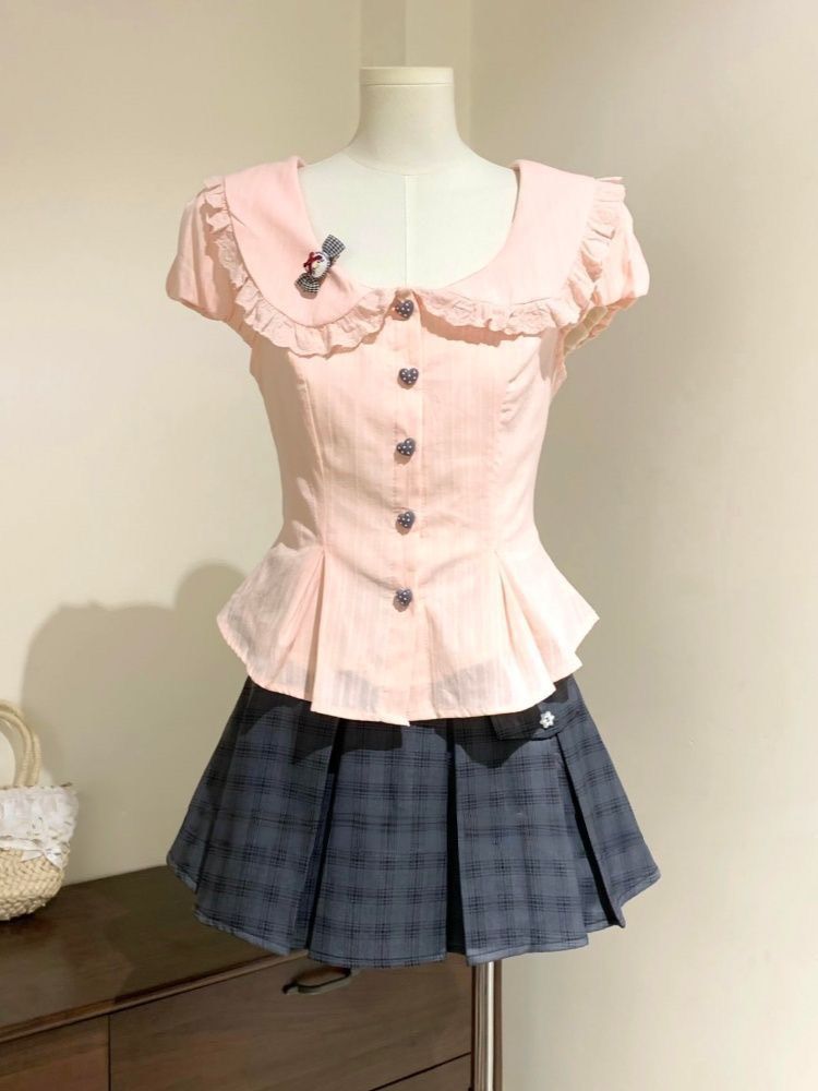 ꒰甜美粉色學院風套裝꒱♡襯衫 （愛心鈕扣）+短裙