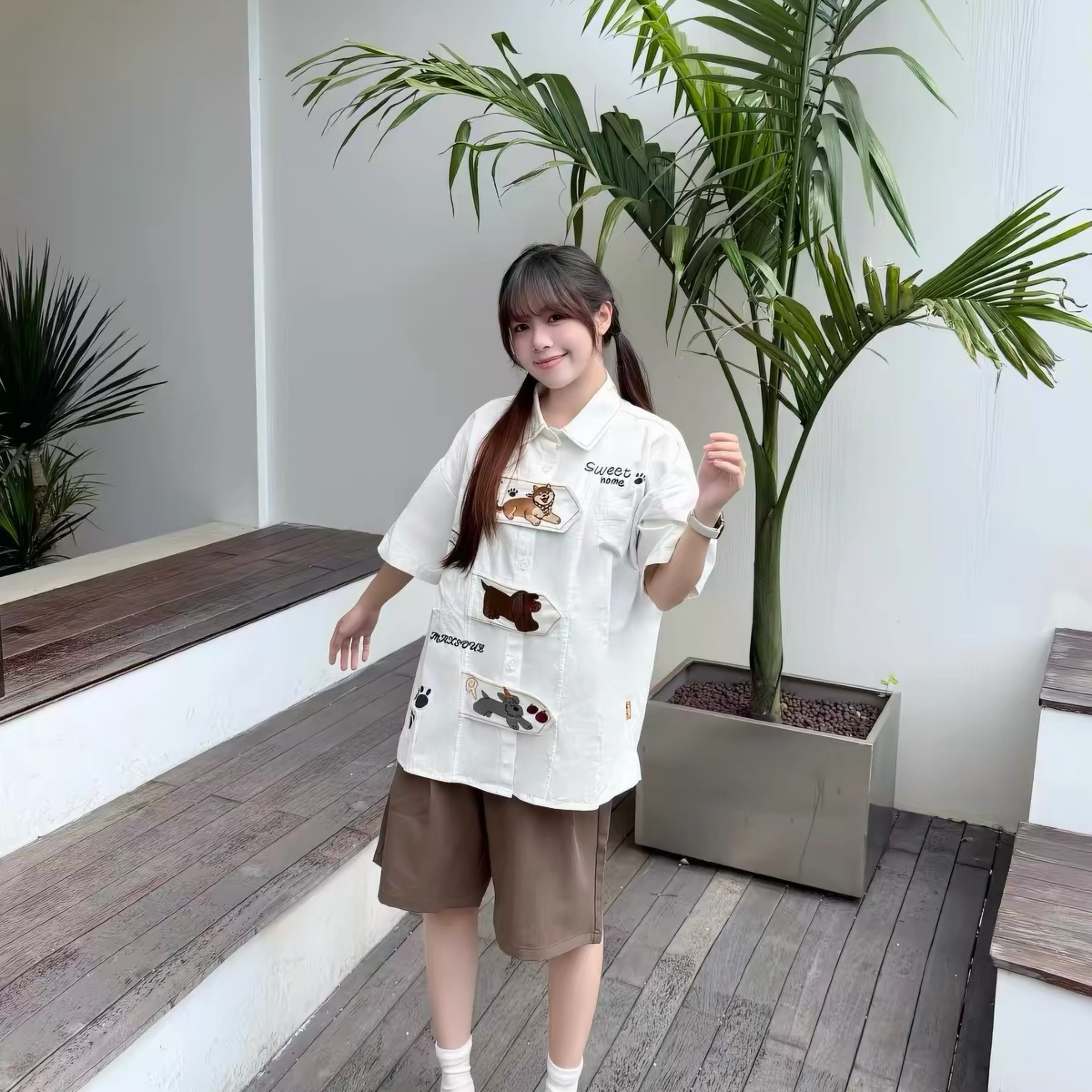 日系復古狗狗刺繡襯衫｜白色、杏色《預購》