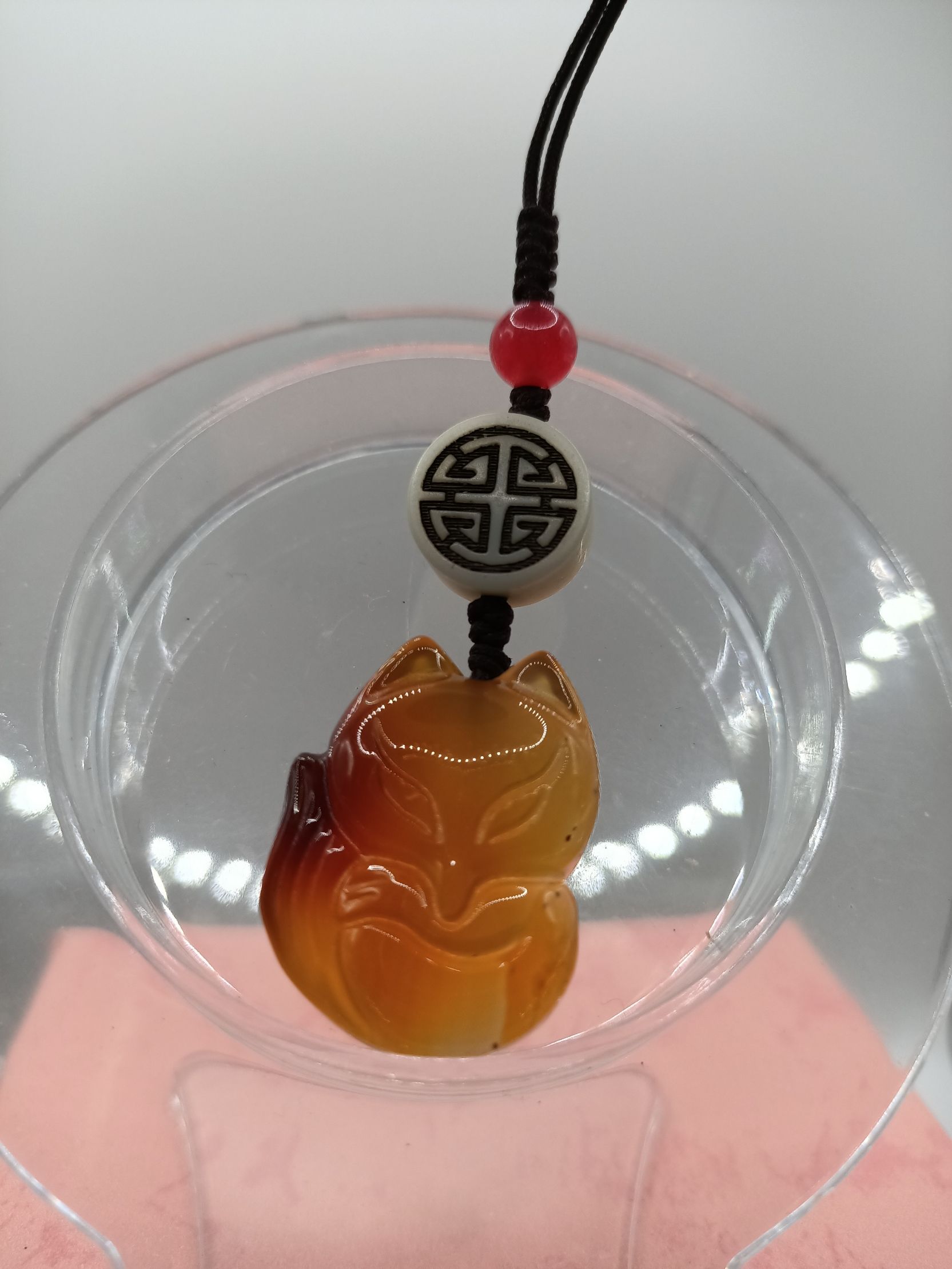 瑪瑙九尾狐吊飾