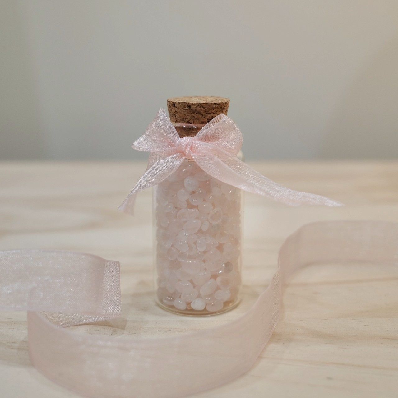 單色水晶瓶 Crystal Bottle — <span class='brand-erins'>Erin's</span> <span class='brand-tarot'>Tarot</span>
