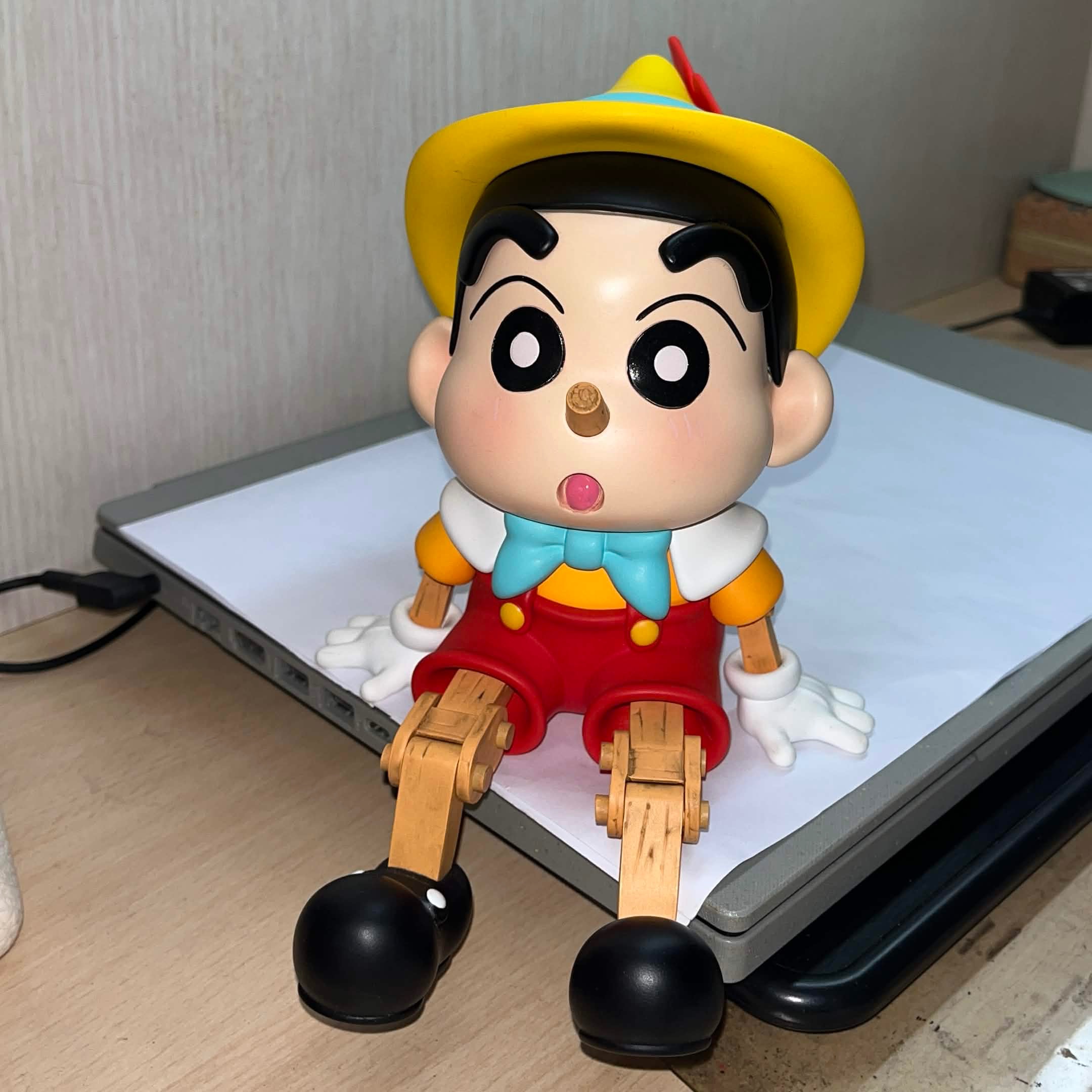 蠟筆小新*皮諾丘聯名木偶造型公仔