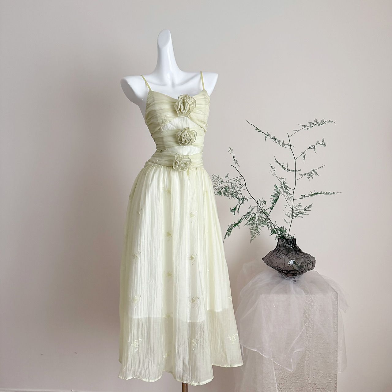 超仙立體花朵吊帶長洋裝