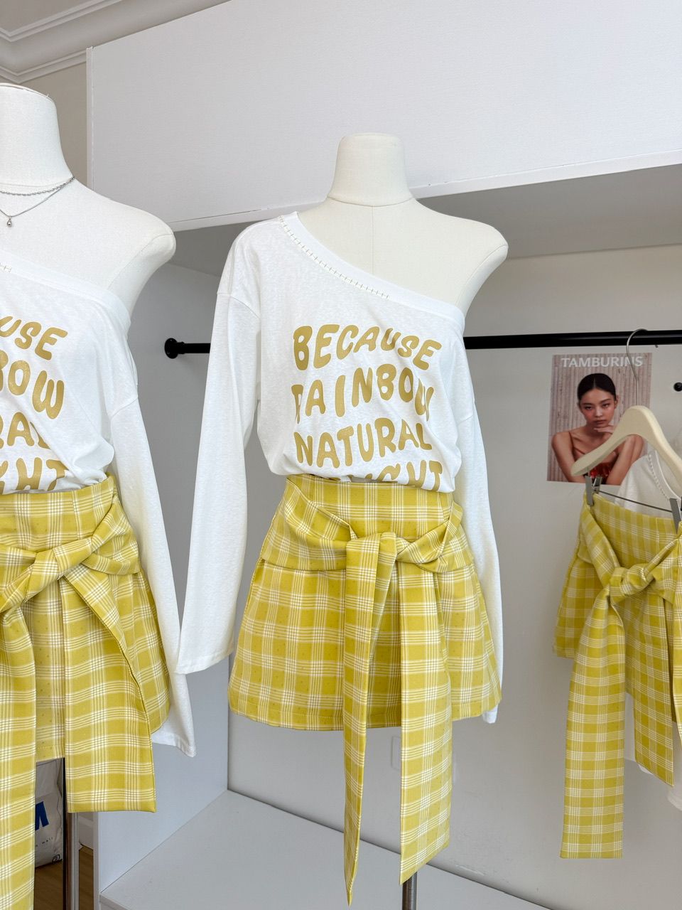 休閒風斜肩上衣+格子半身裙兩件套裝