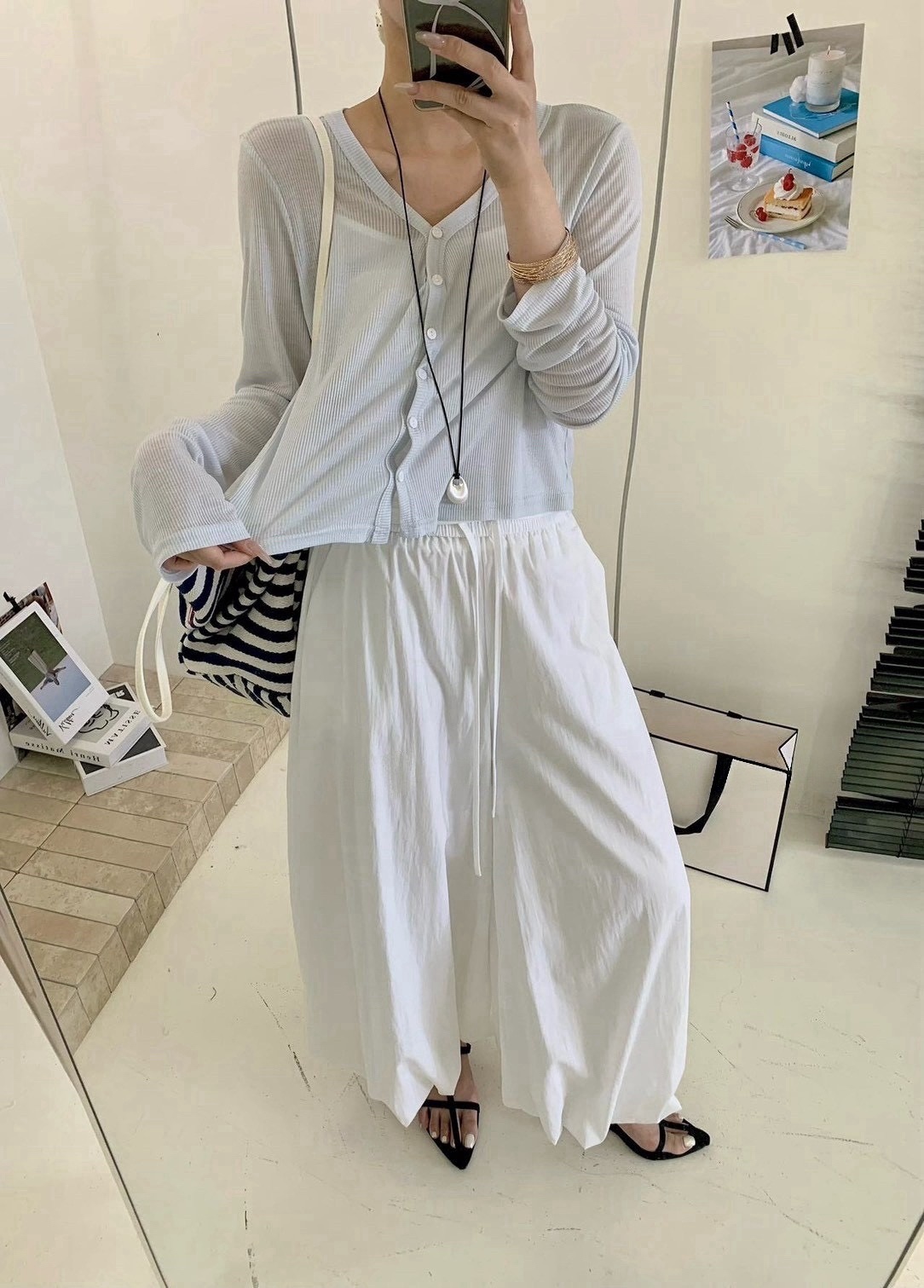 🛒天絲棉排釦透膚罩衫