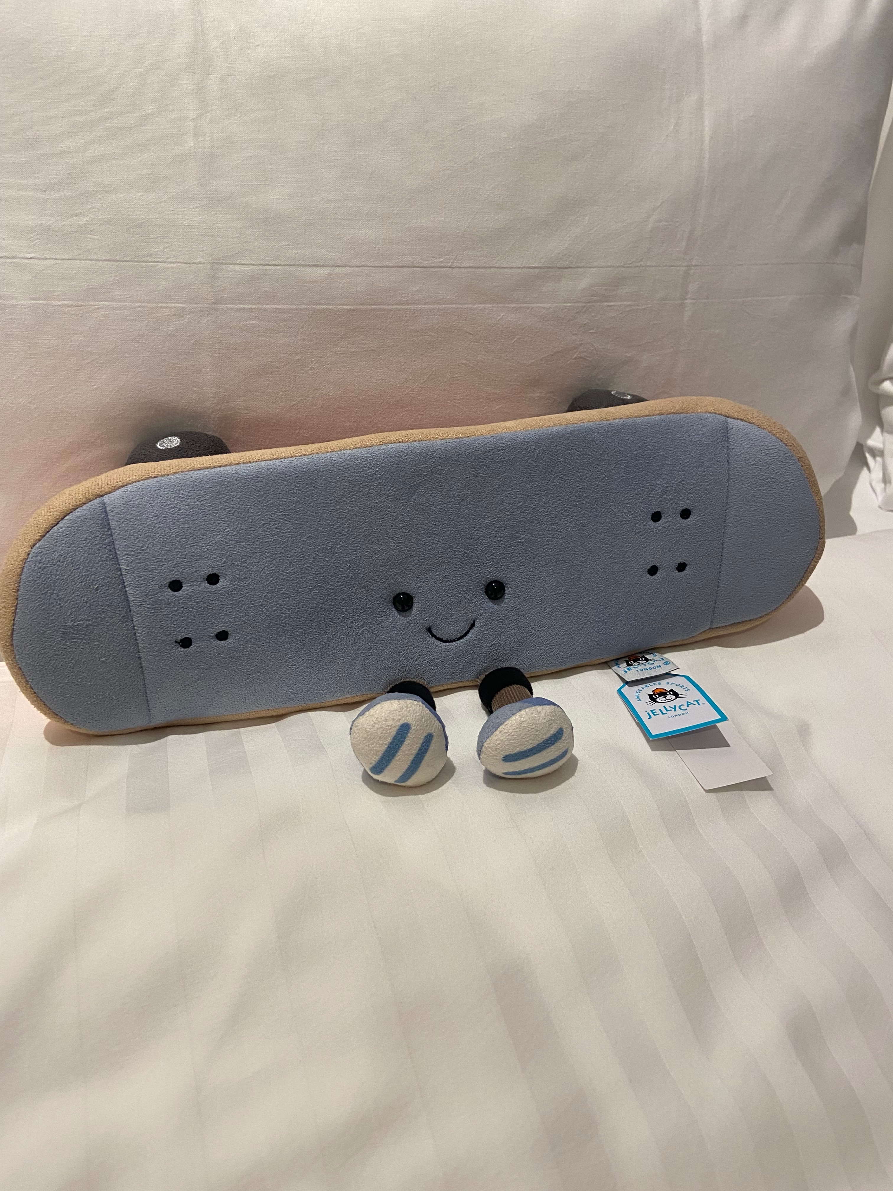 （已絕版）Jellycat 趣味滑板 Amuseables Sports Skateboarding
