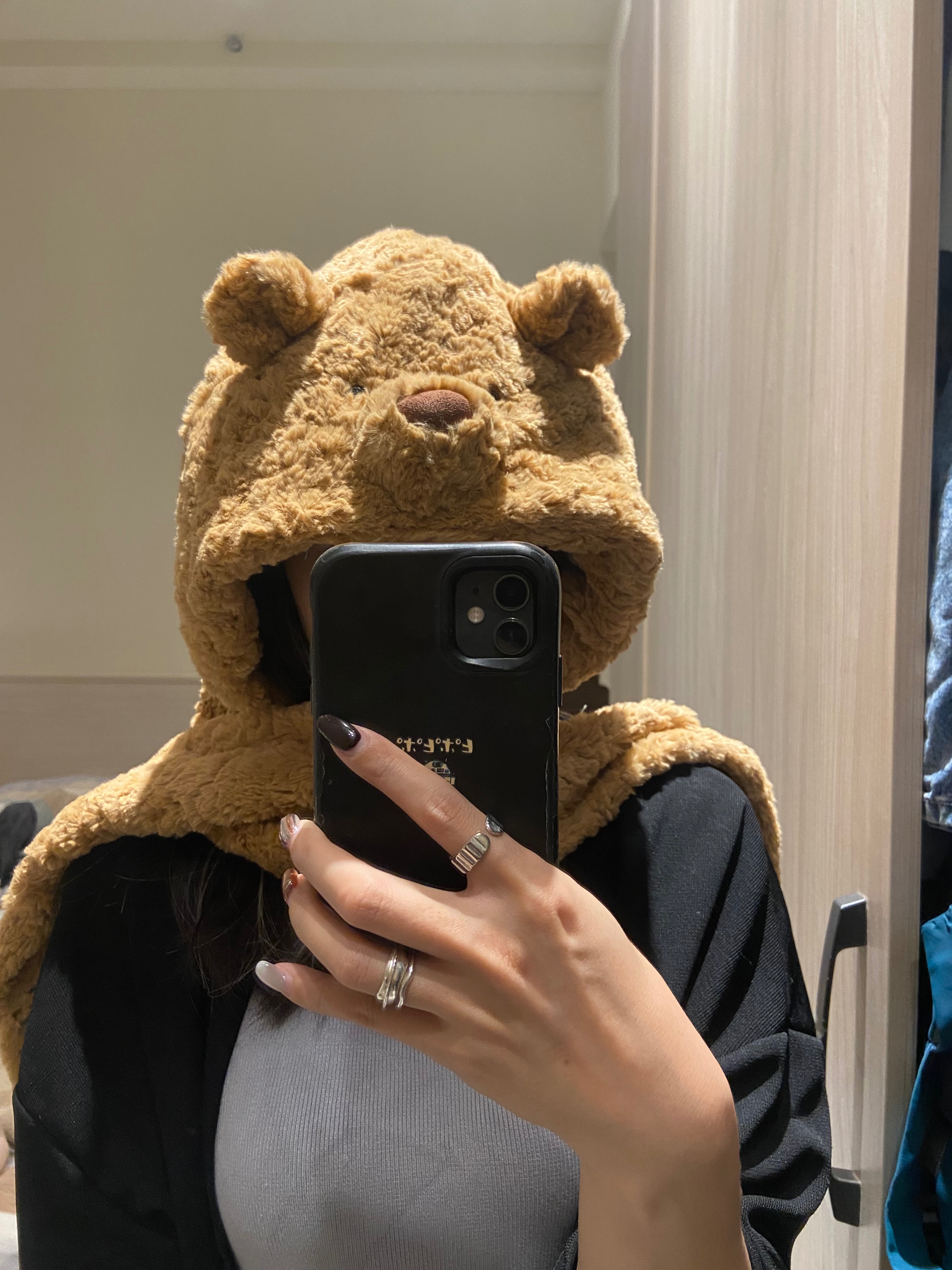 Jellycat 2025聖誕新品 巴熊連帽圍巾 Bartholomew Bear Bundlesnug