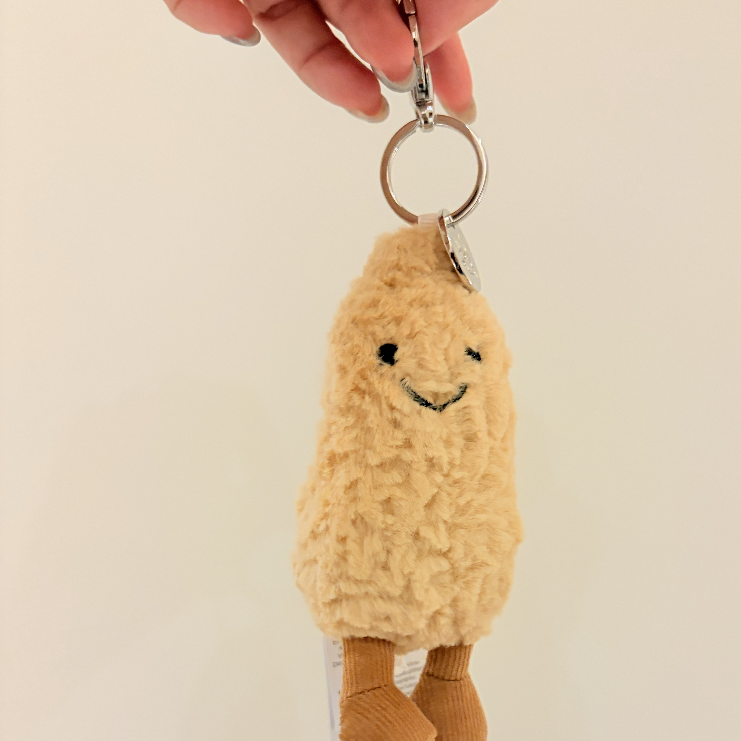 Jellycat 花生吊飾 Amuseables Peanut Bag Charm