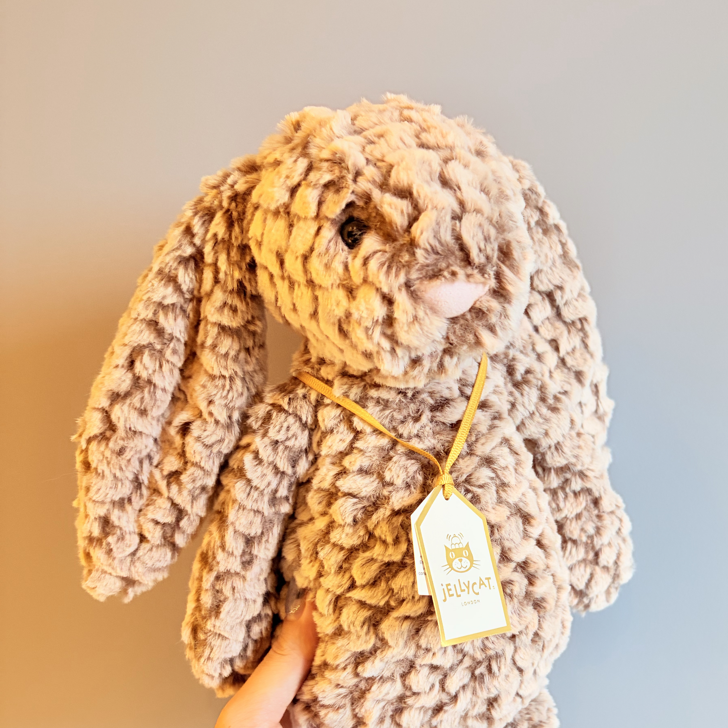 （已絕版）Jellycat 奢華致臻金標松果兔 Bashful Luxe Bunny Pine