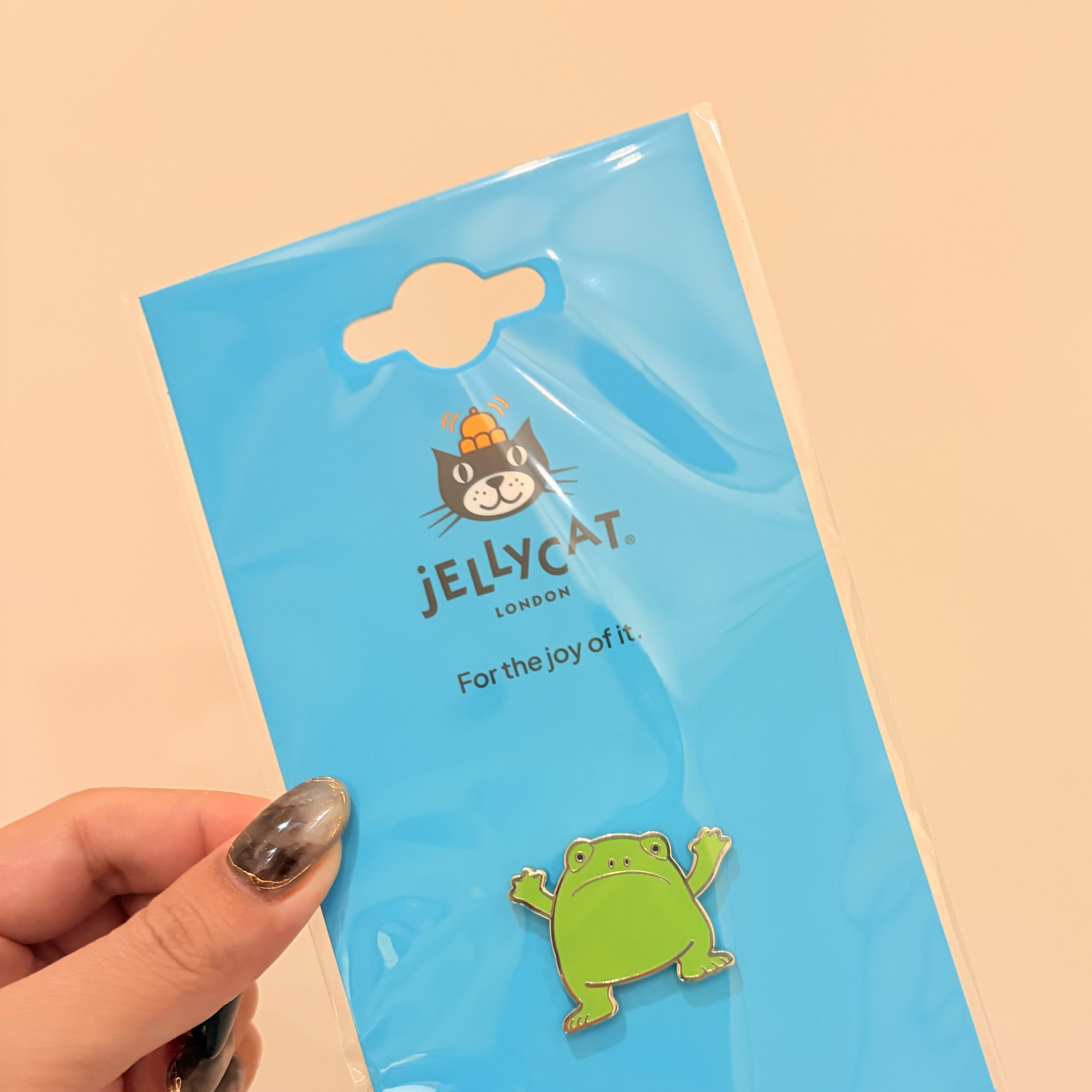 Jellycat 雨蛙勳章 Jellycat rain frog Ricky pin 