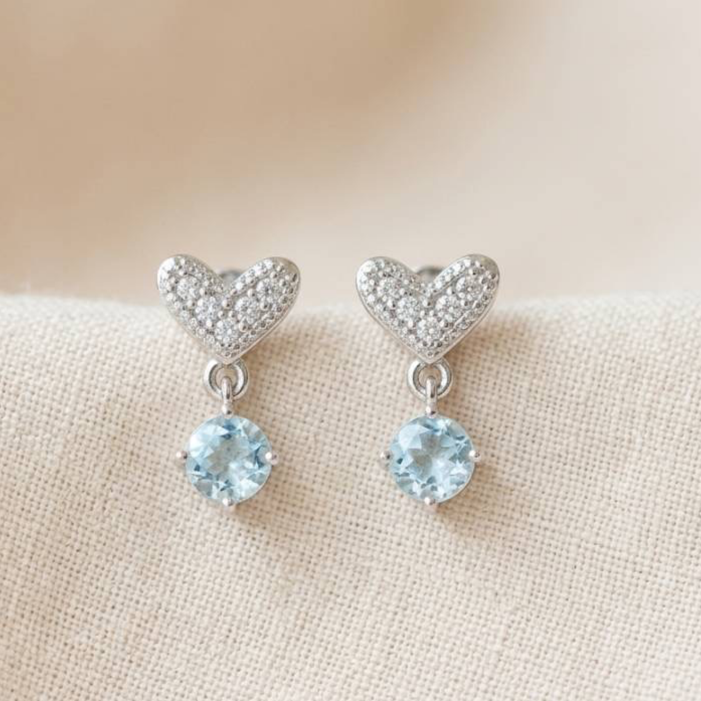 ［天空藍托帕心心 💙］