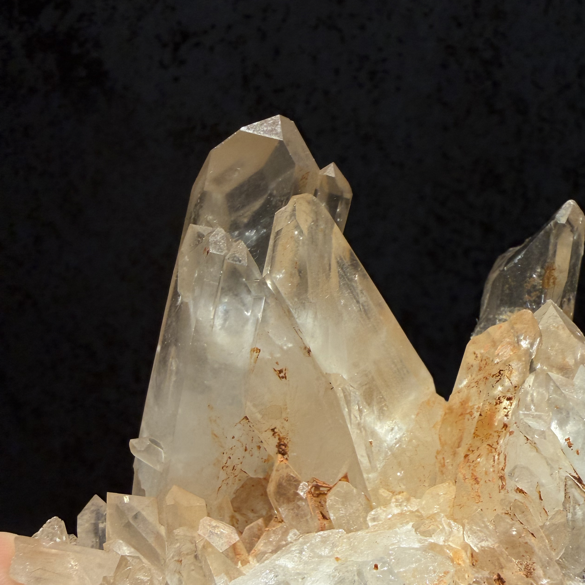 「福利」馬達加斯加・奶油粉橘皮晶簇