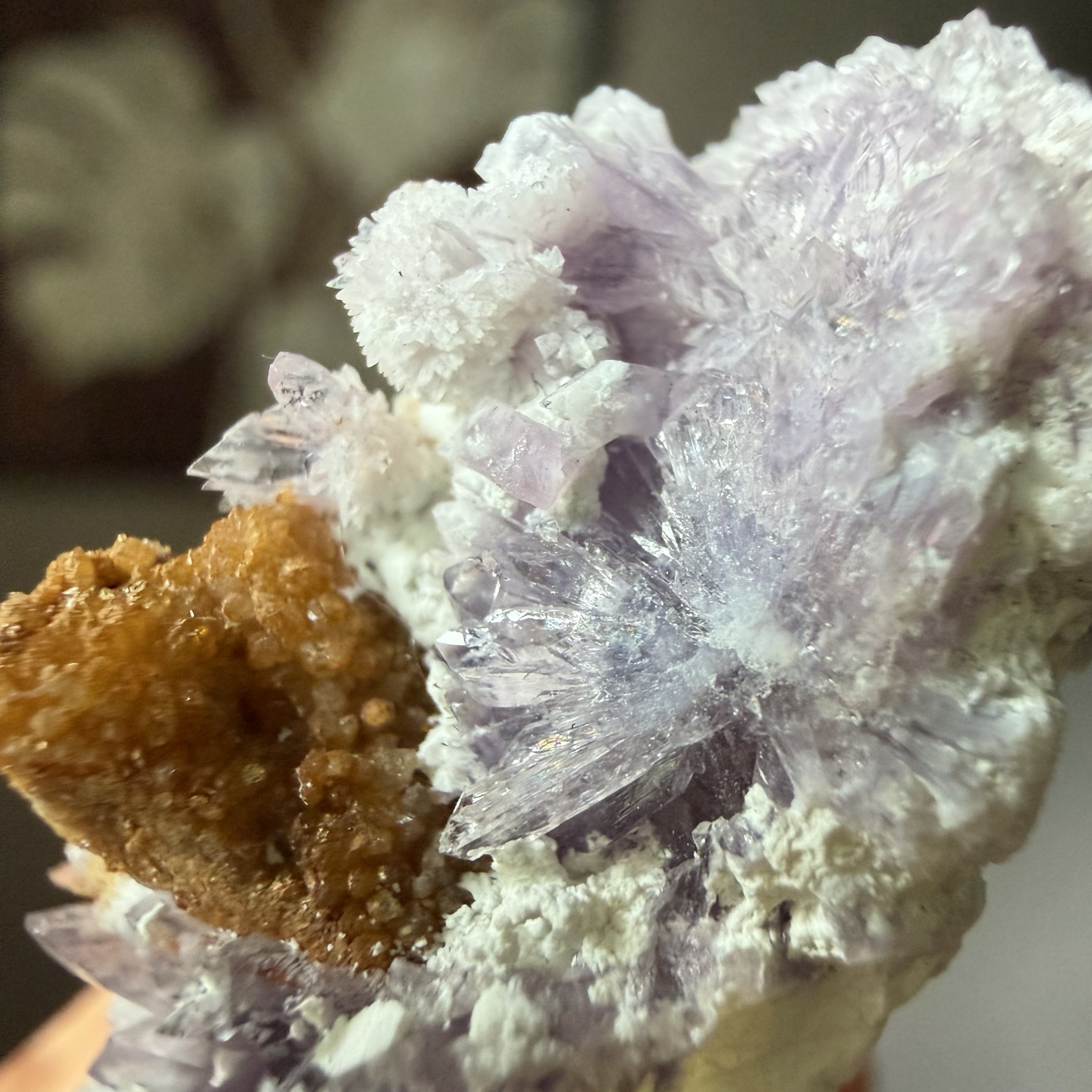 「原礦」 貴州 氟鋁石膏花  小礦標
