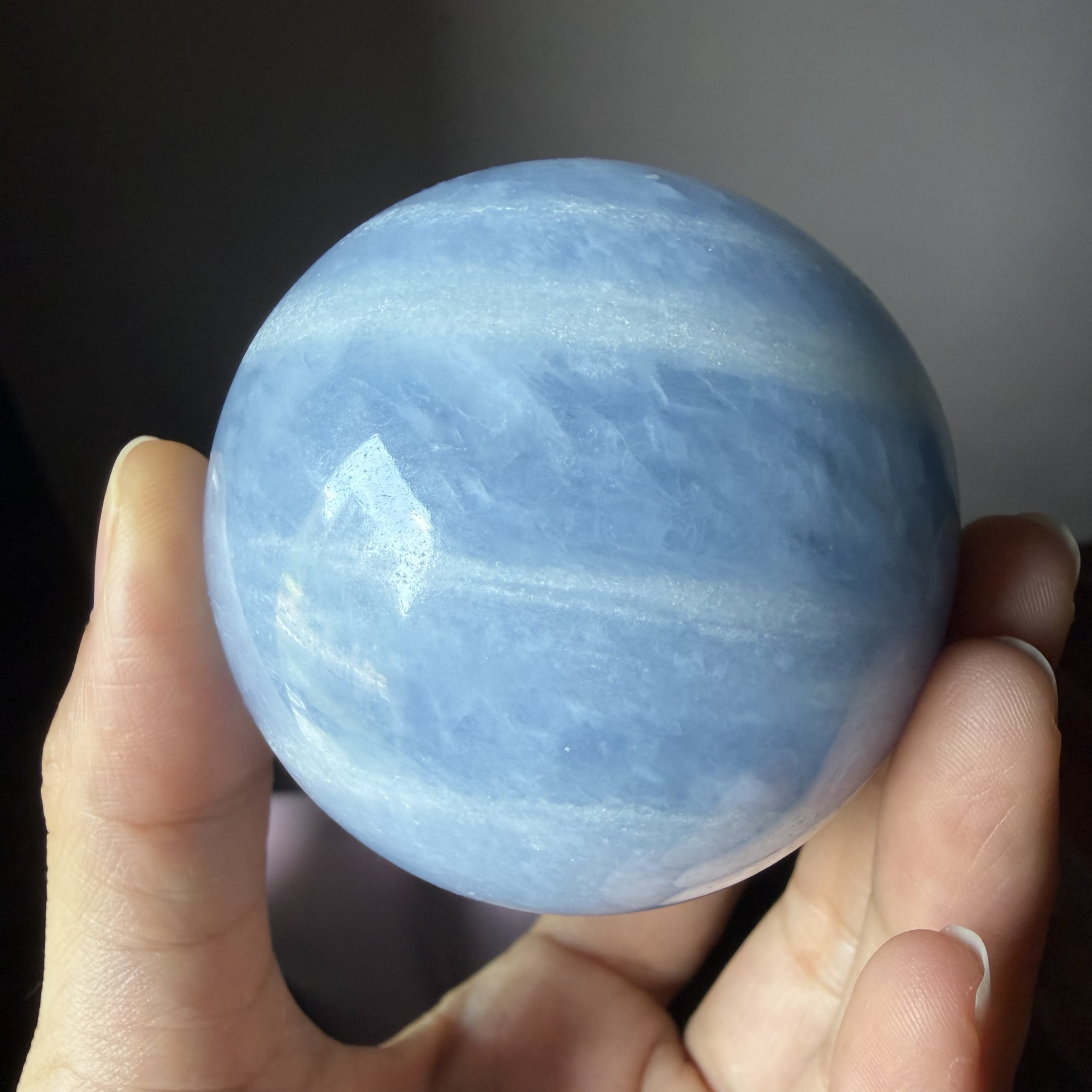「擺件」 藍天白雲 天青石球 6.3cm 