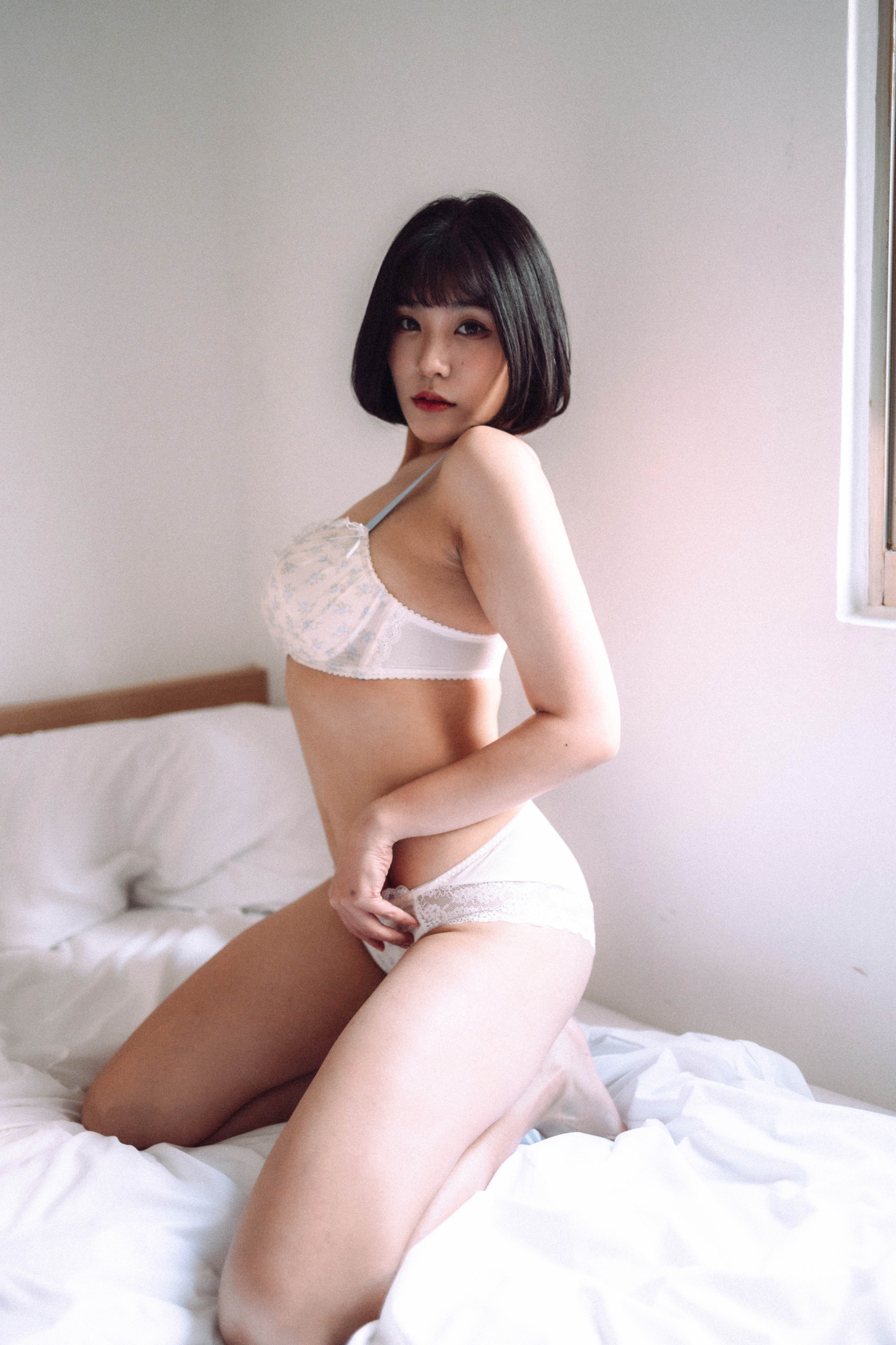 🖋️ 【亞拉私藏】親筆簽名拍立得 / 寫真照 🖋️
