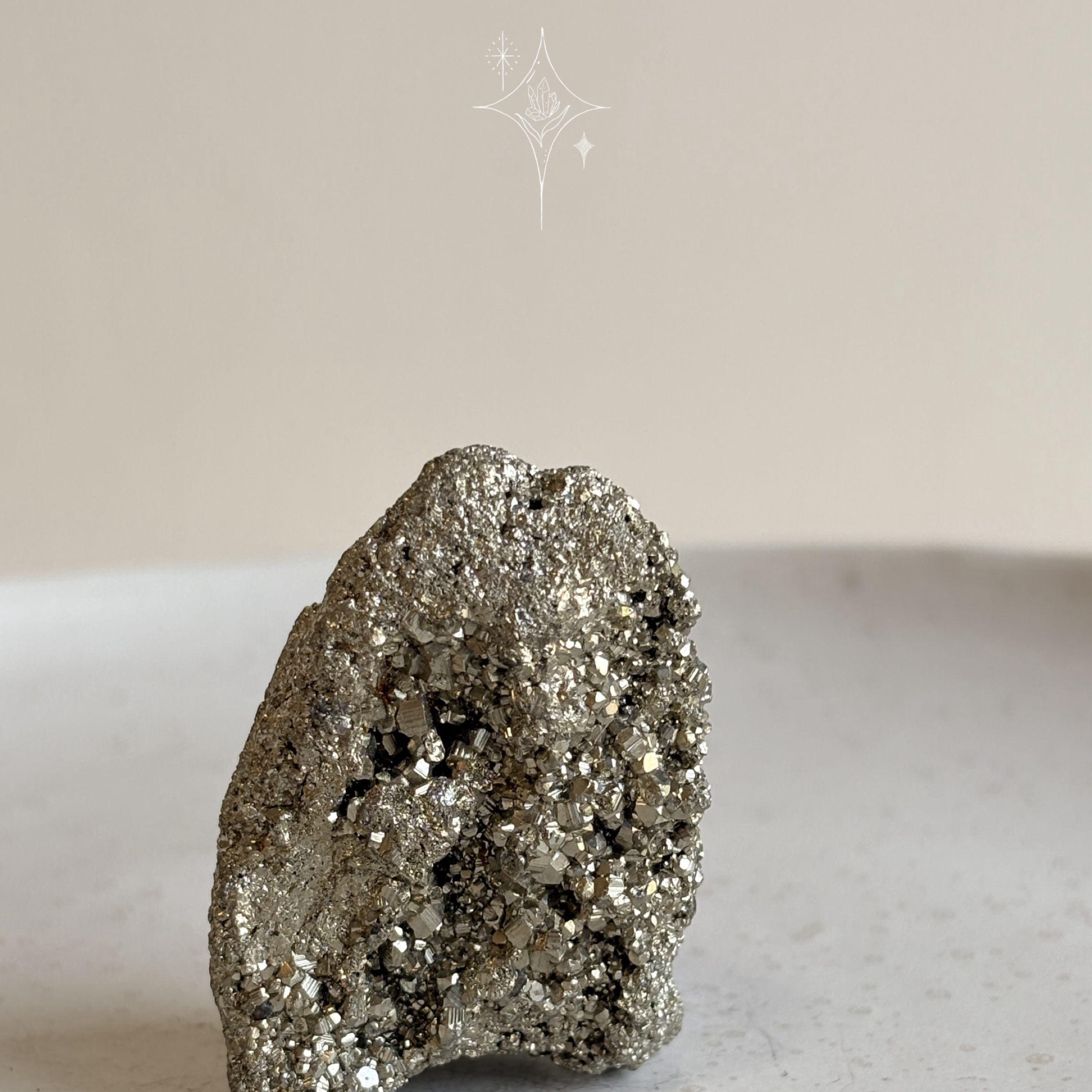 {黃鐵礦｝Pyrite 11