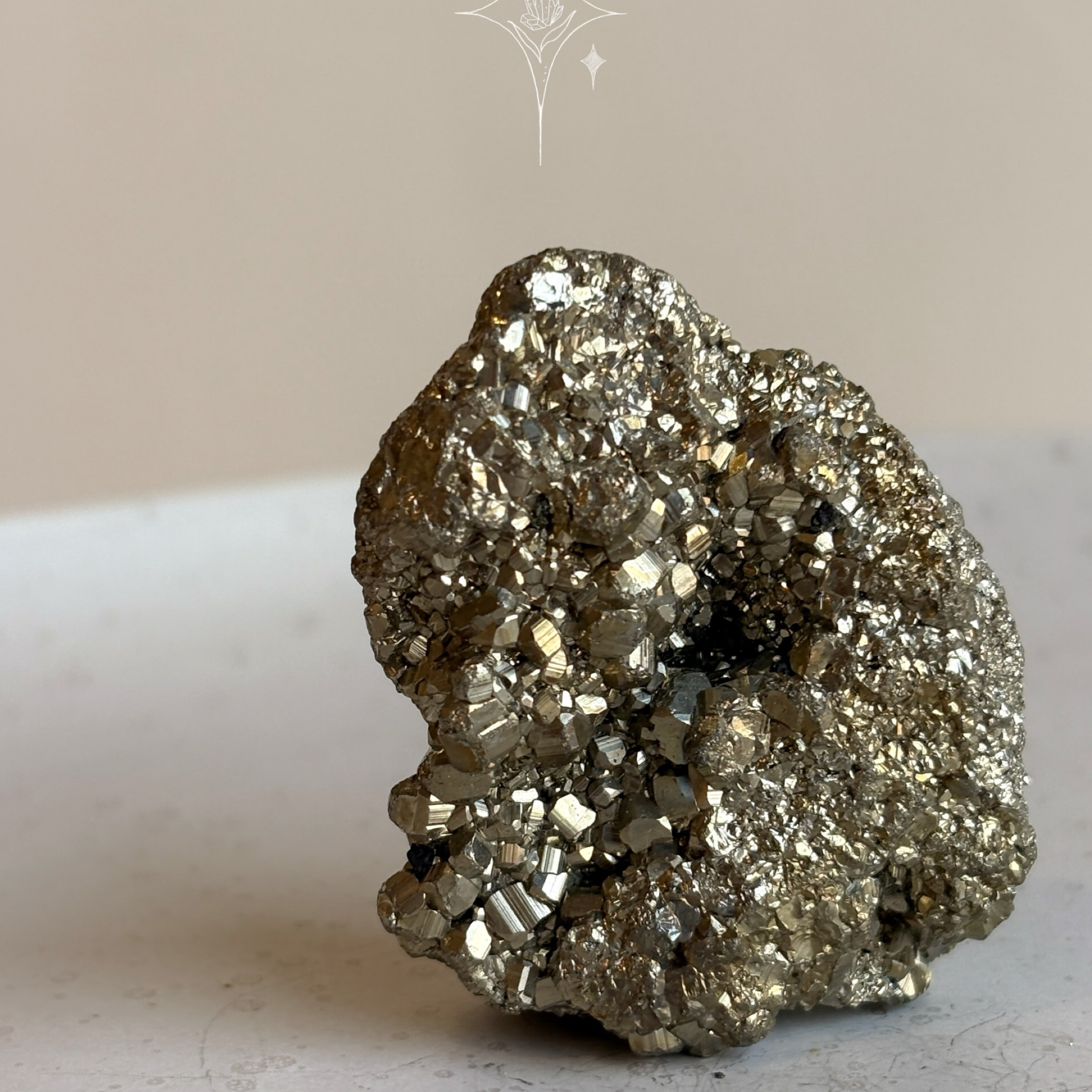 {黃鐵礦｝Pyrite 9