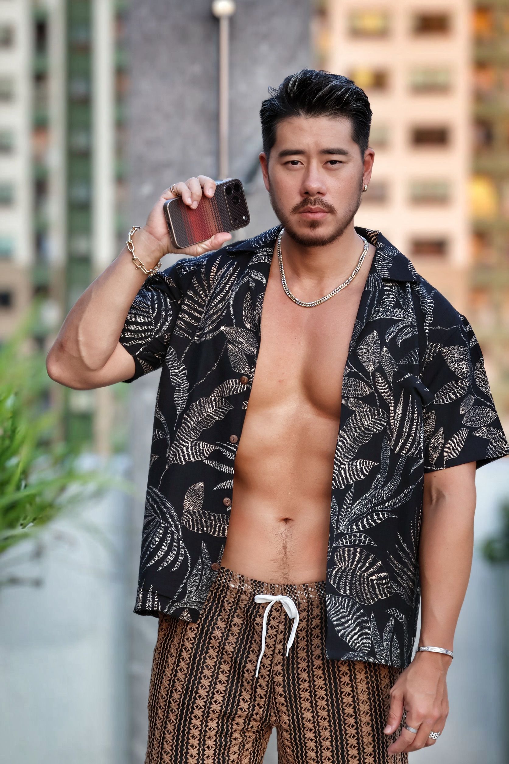 黑色落葉襯衫 （不含褲子）