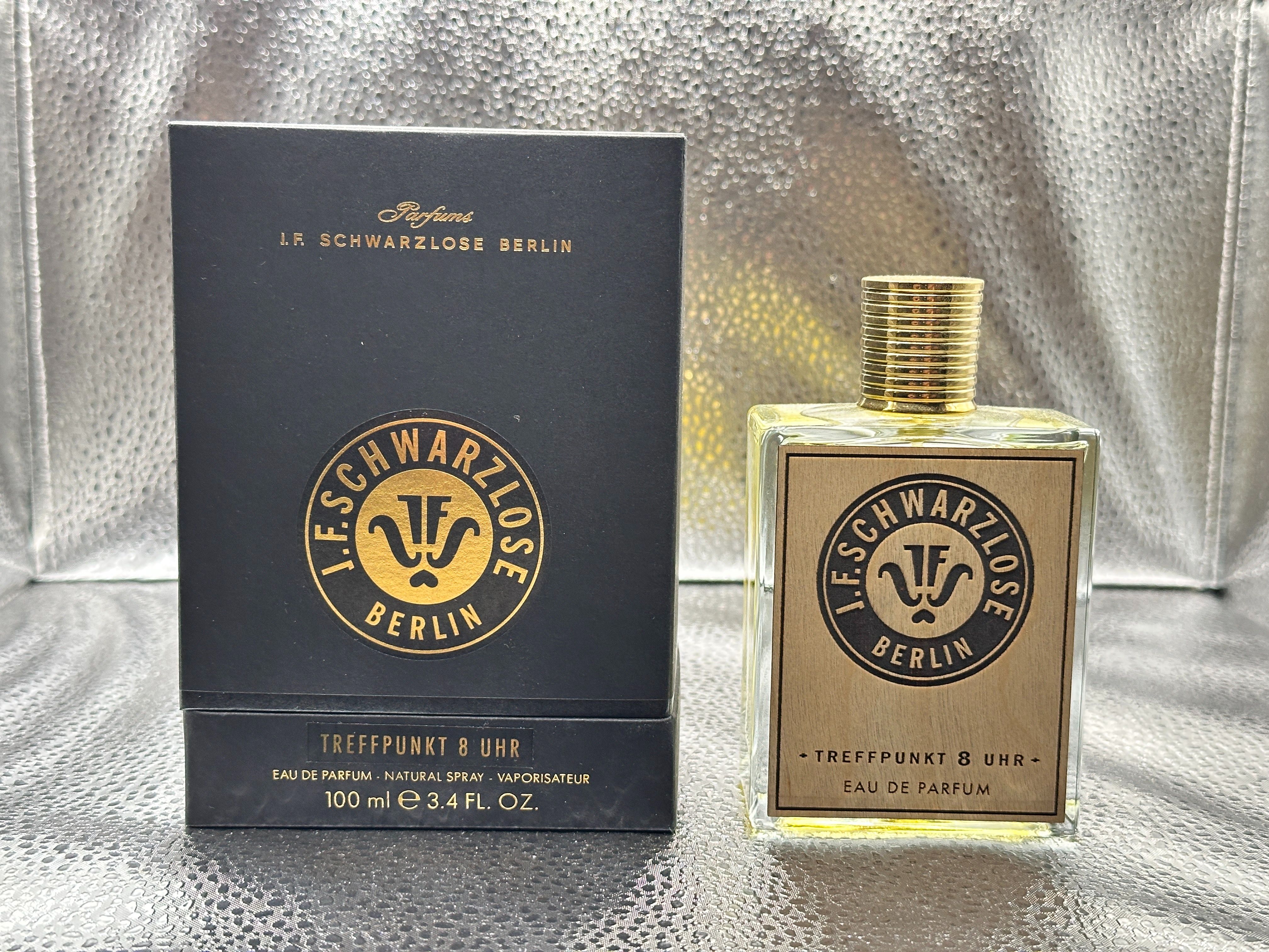約好8點一杯 Shot Treffpunkt 8 Uhr by J.F. Schwarzlose Berlin