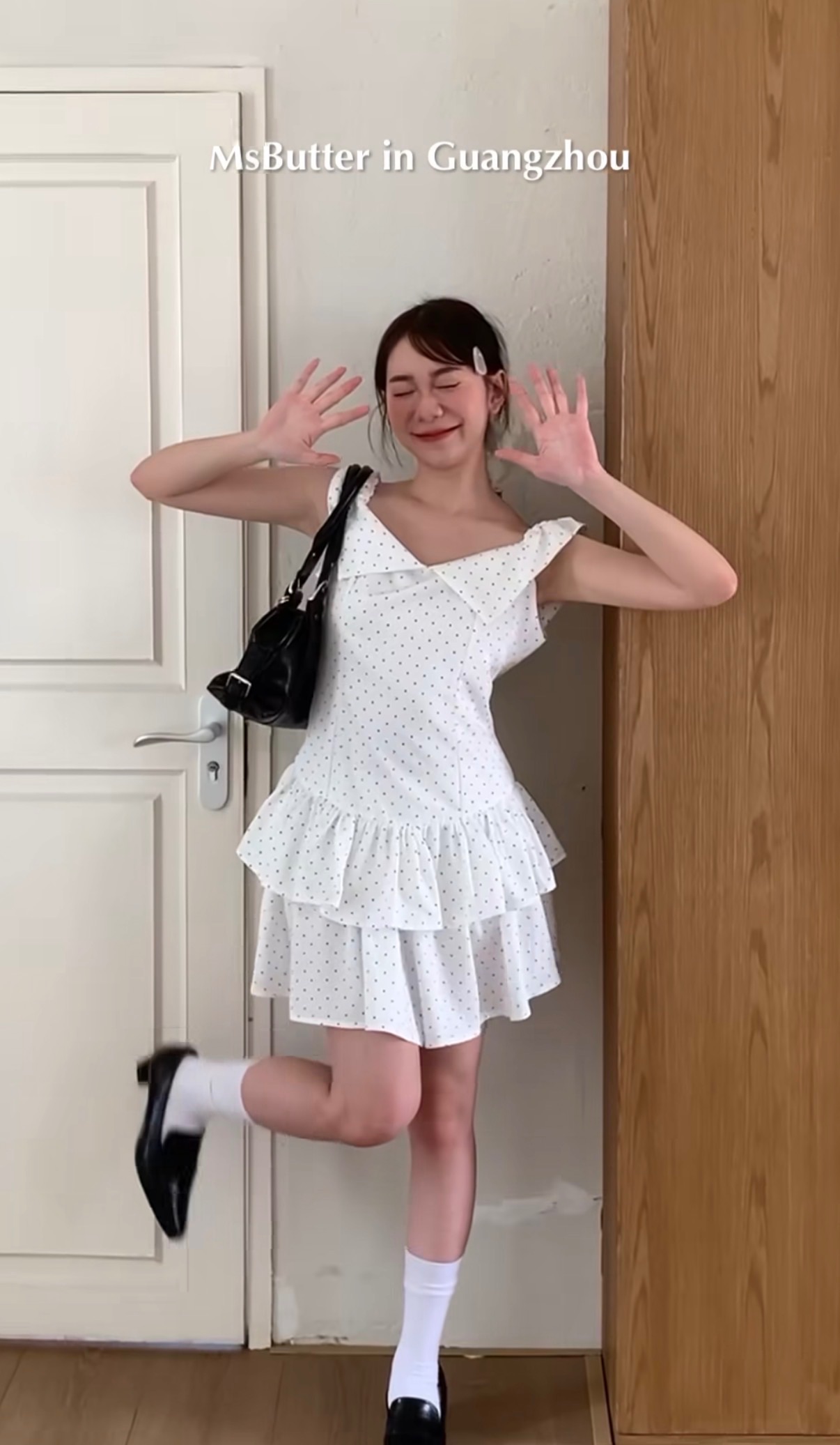 msbutter 廣州連線波點翻領上衣