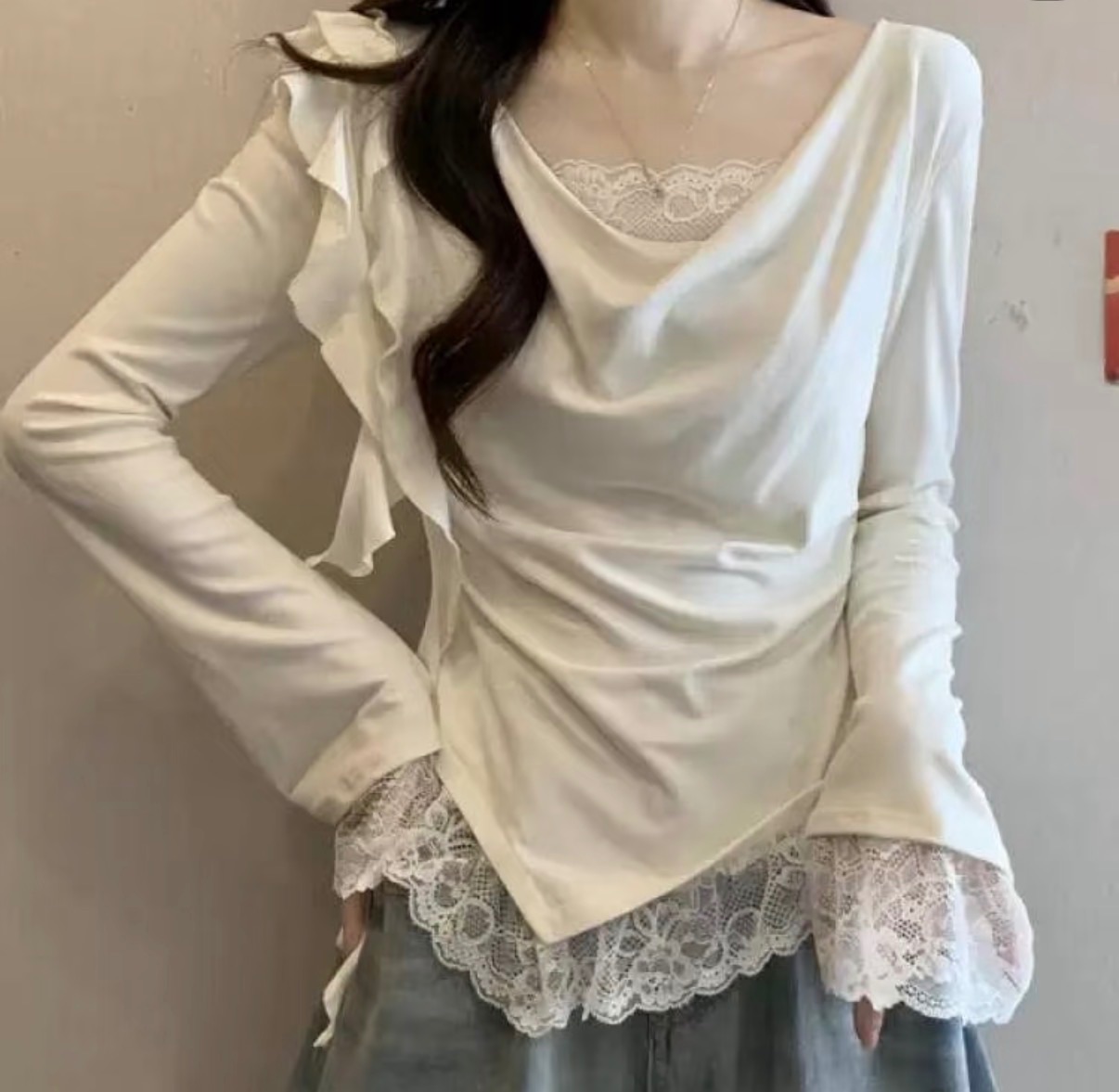 msbutter 廣州連線不規則蕾絲飄帶盪領上衣