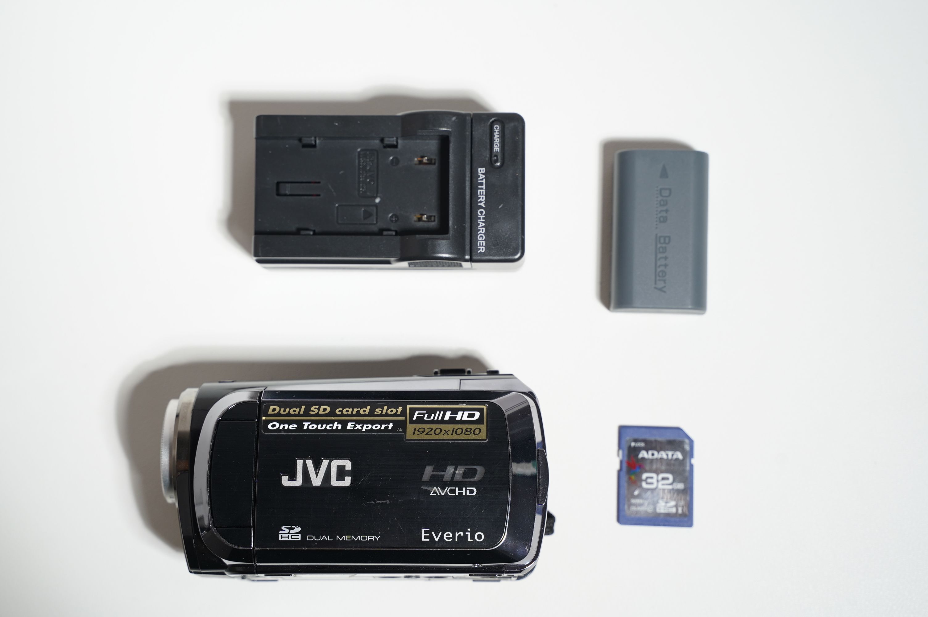 建伍 JVC GZ-HM200BTW