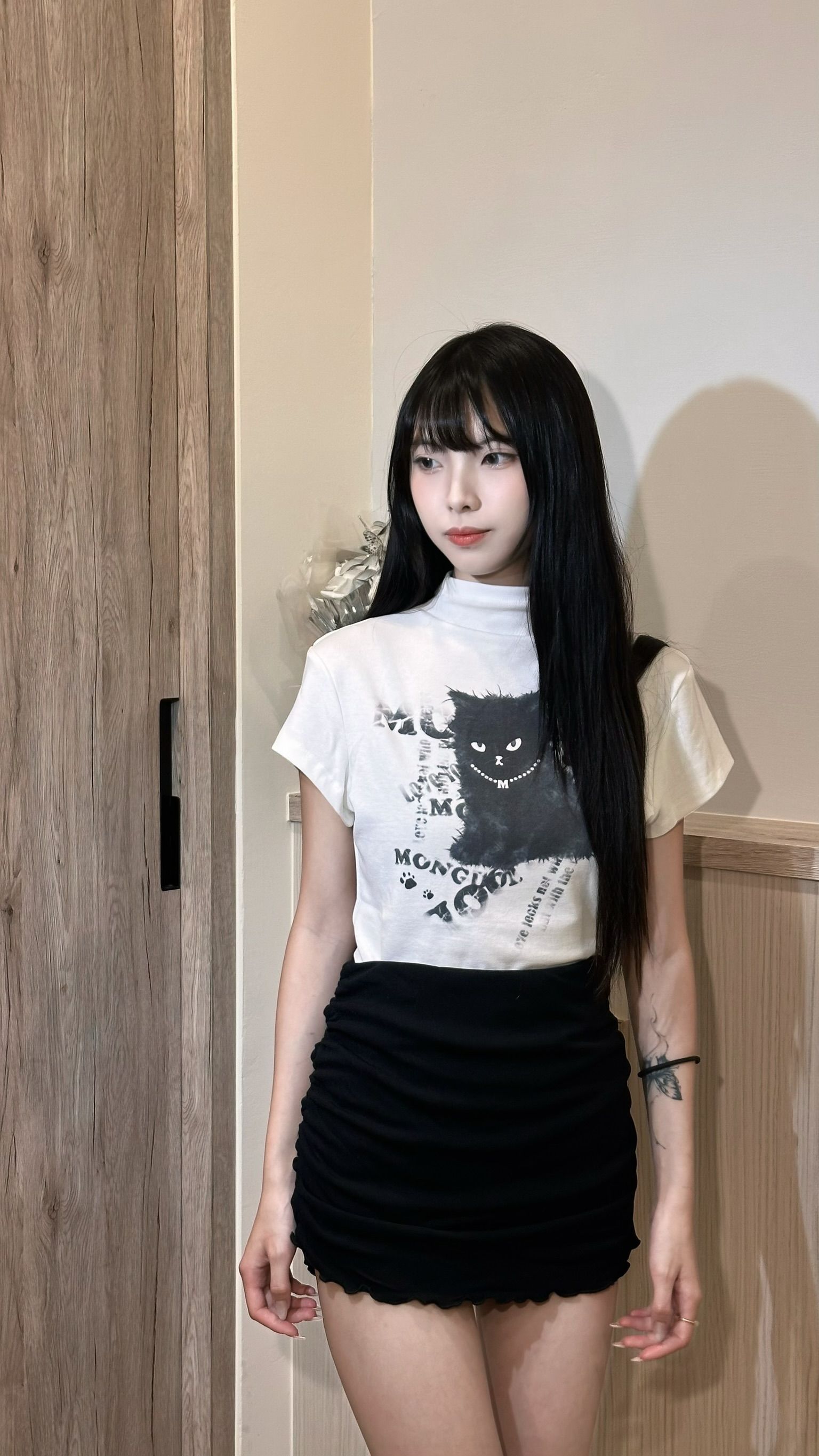 貓貓耍脾氣了寬鬆舒適棉T-三色