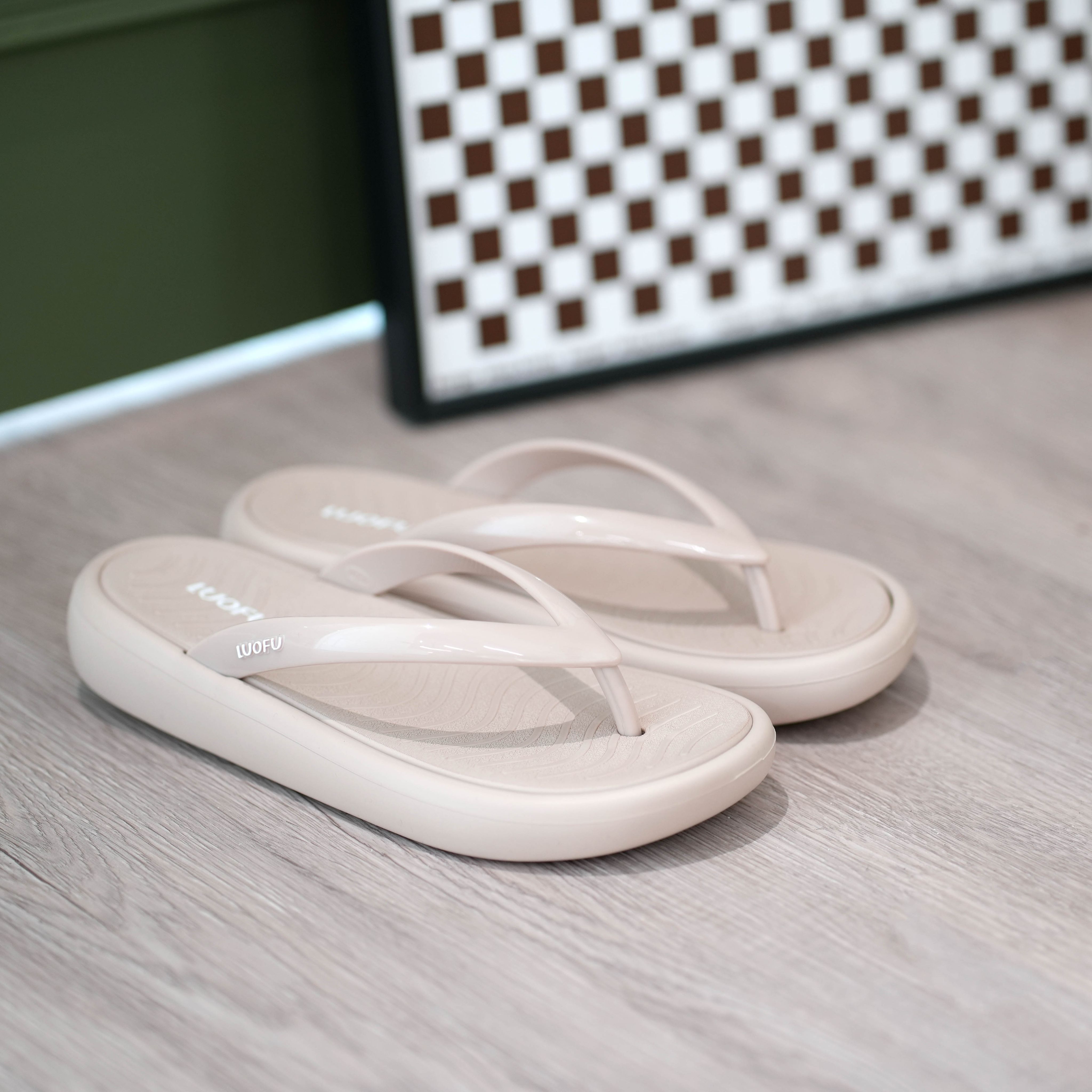 軟Ｑ人字夾腳拖｜杏色