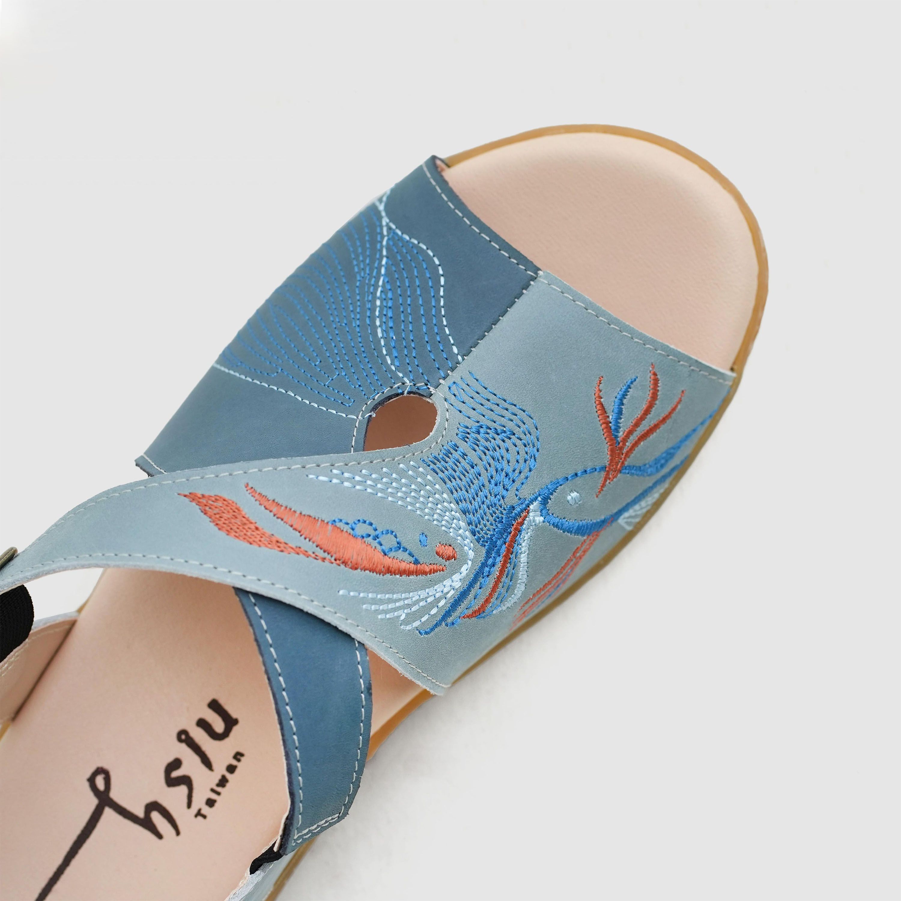 真皮刺繡平口交叉涼鞋-藍