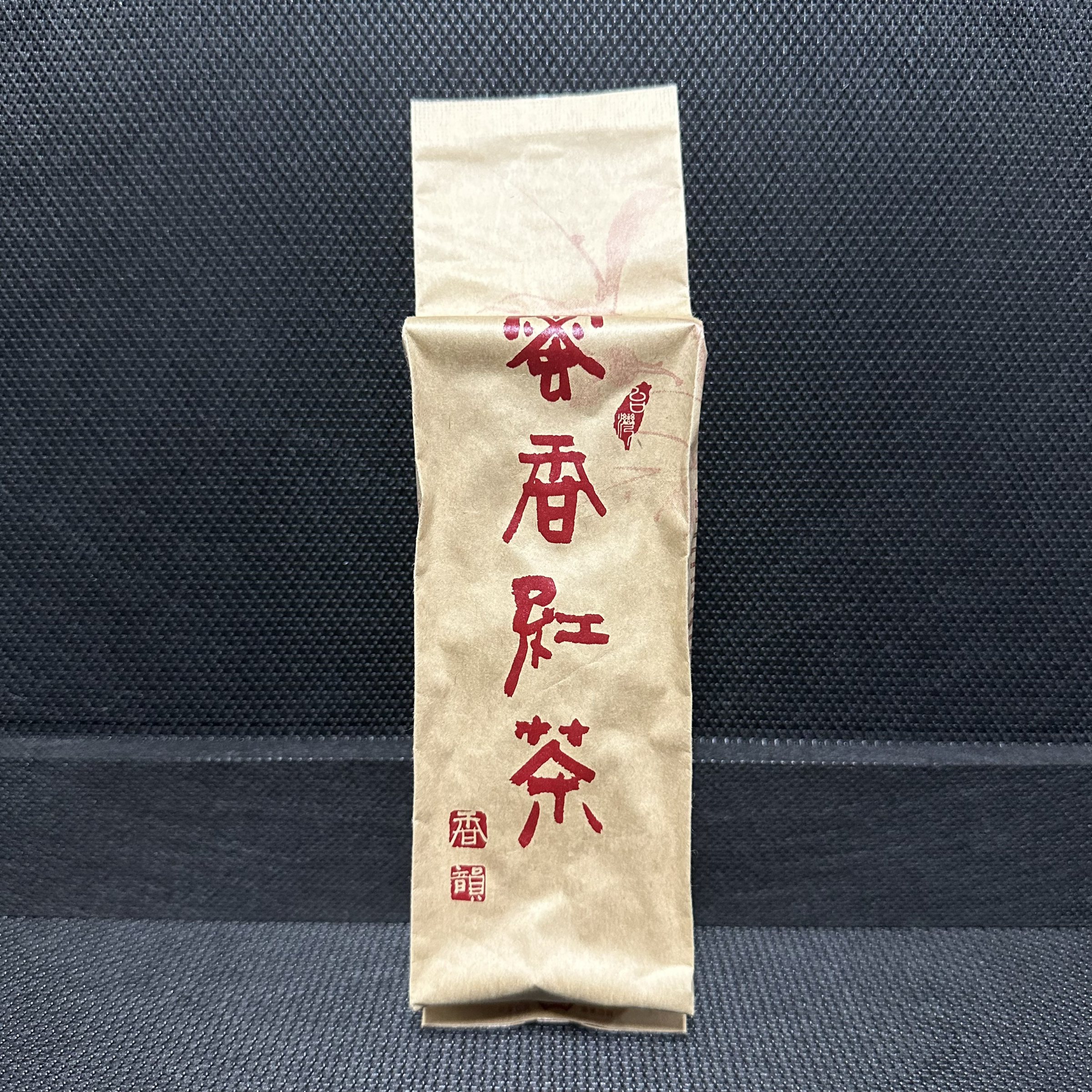 蟲咬蜜香紅-梨山